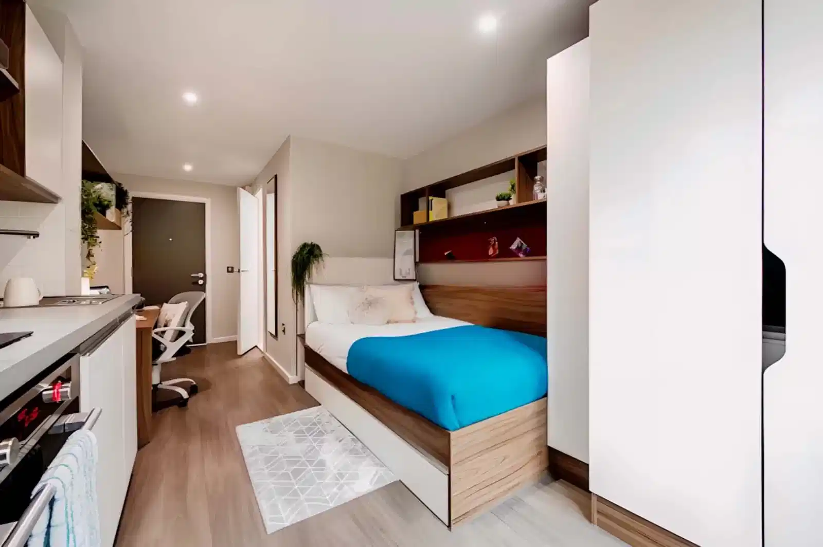 Studio Silver - Bedroom