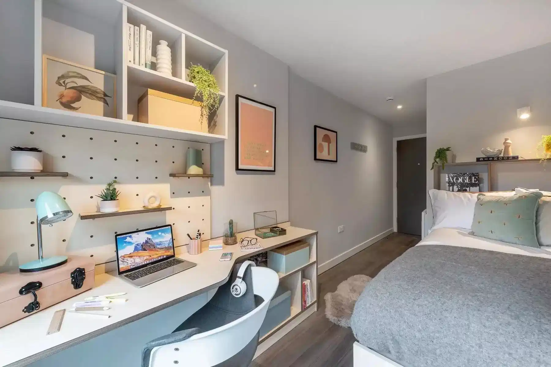 4 Bedroom Standard - Bedroom