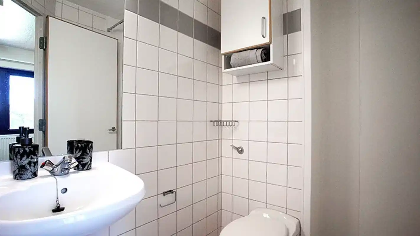 Premium Ensuite Ground Floor - Bathroom