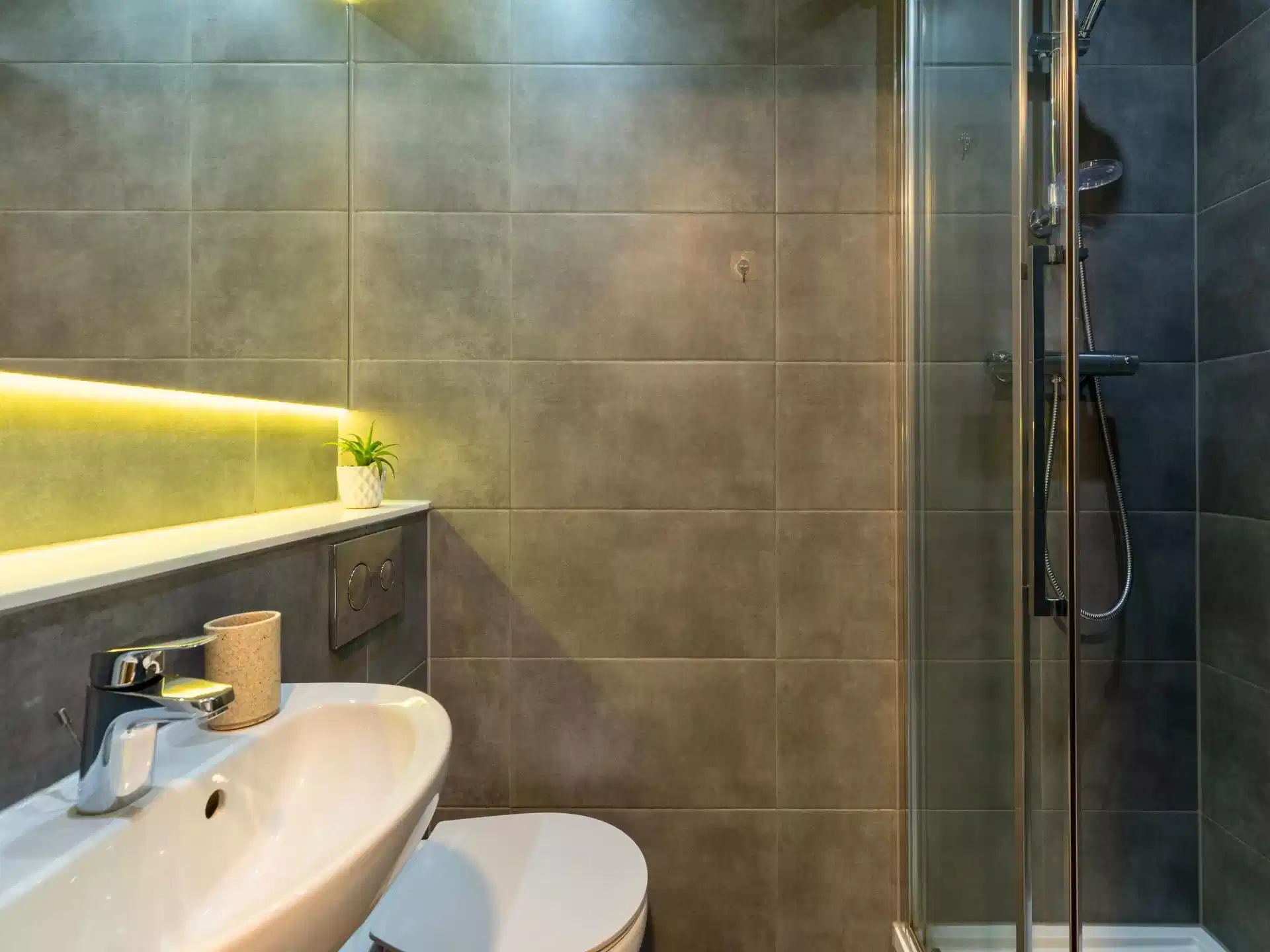 Classic Ensuite - Bathroom