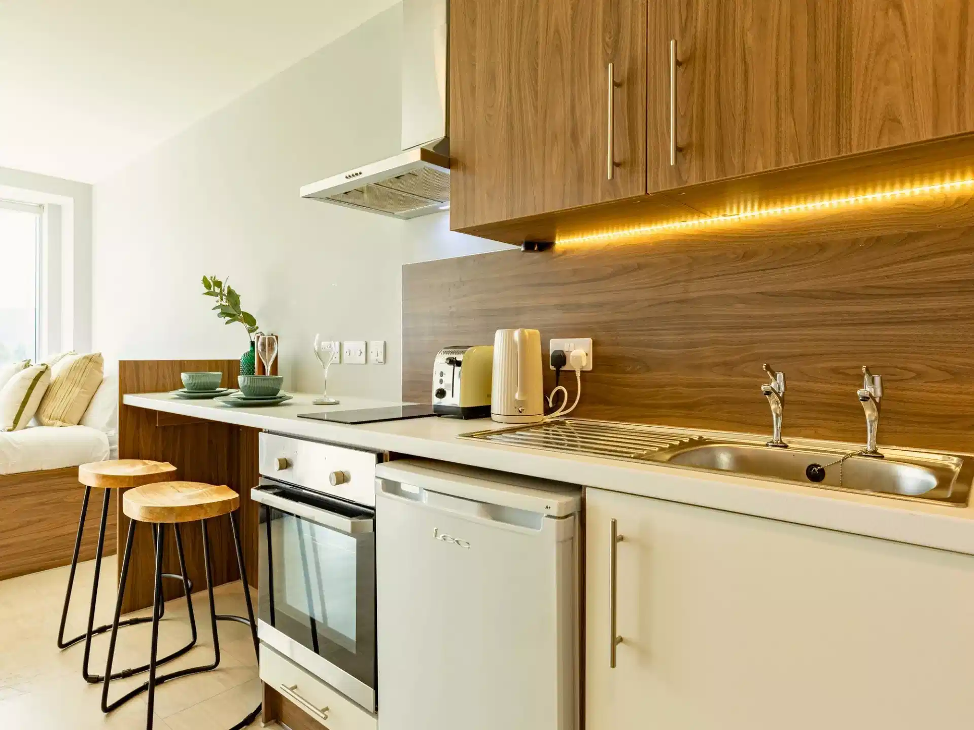 Classic Studio - Kitchen