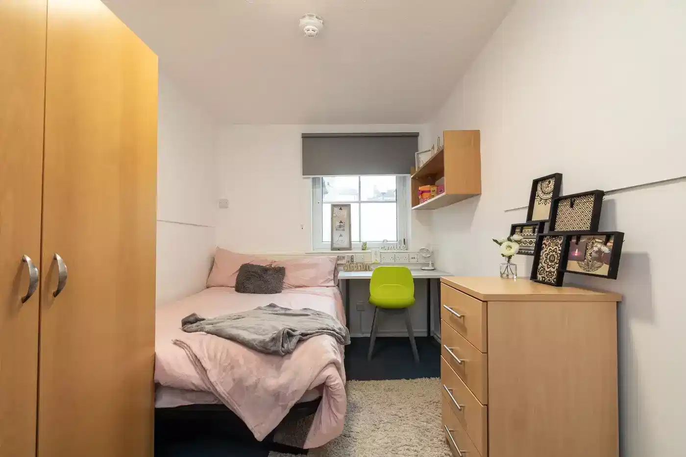 Non Ensuite – Bronze - Bedroom