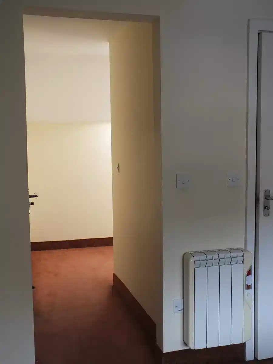 8 Bed House- Deluxe - Common Area