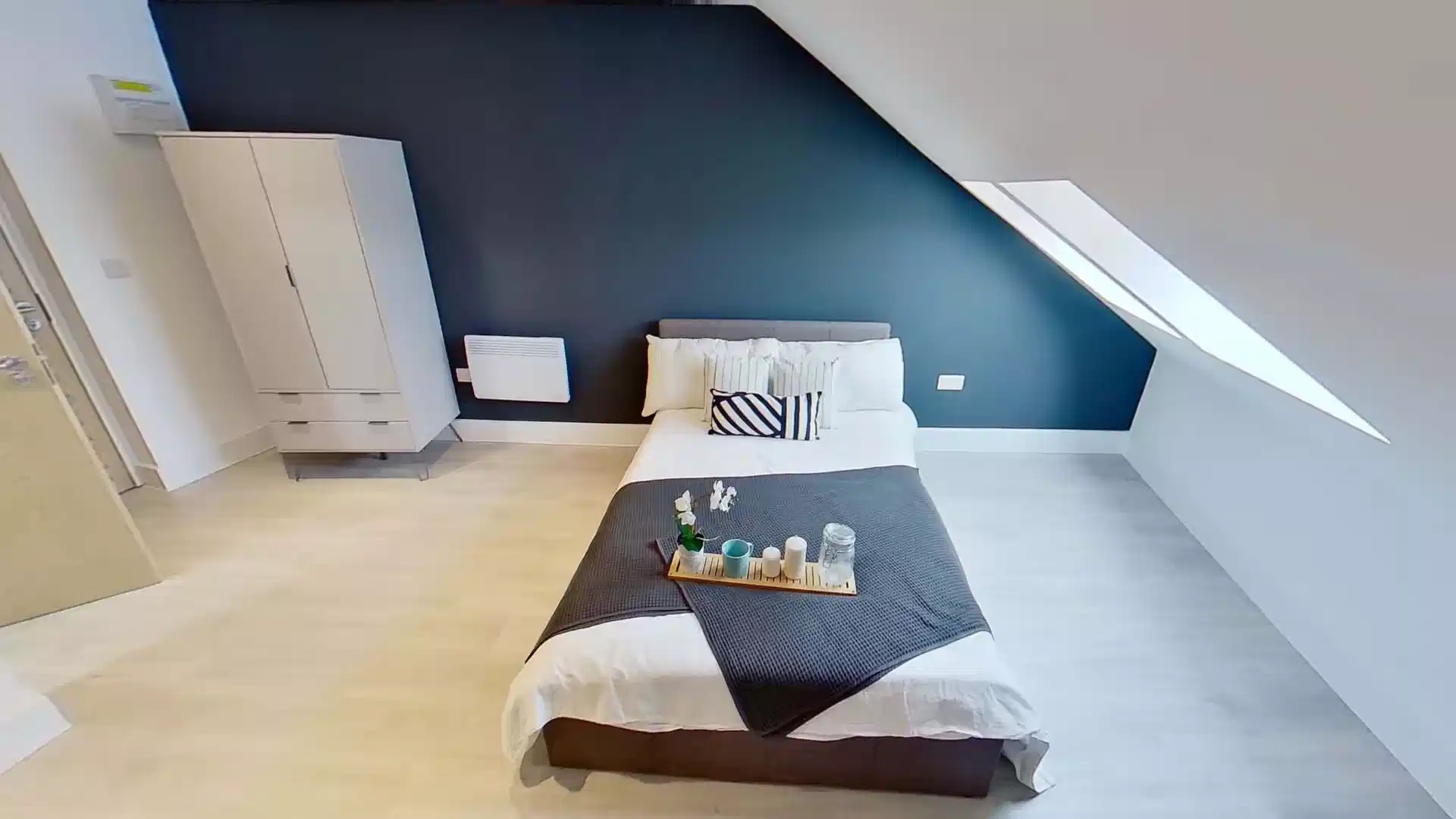 Skyview Studio - Bedroom
