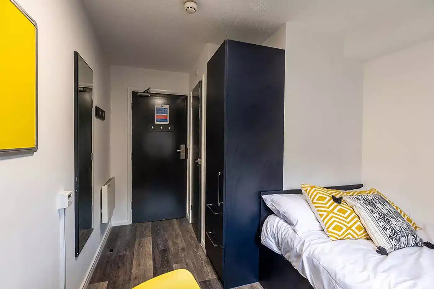 Premium Ensuite - Bedroom