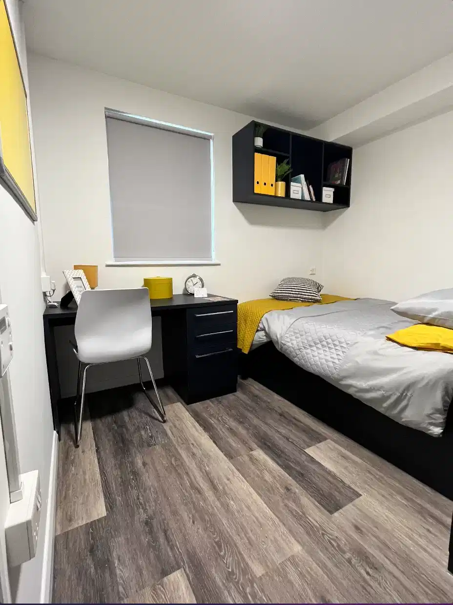 Premium Ensuite - Bedroom