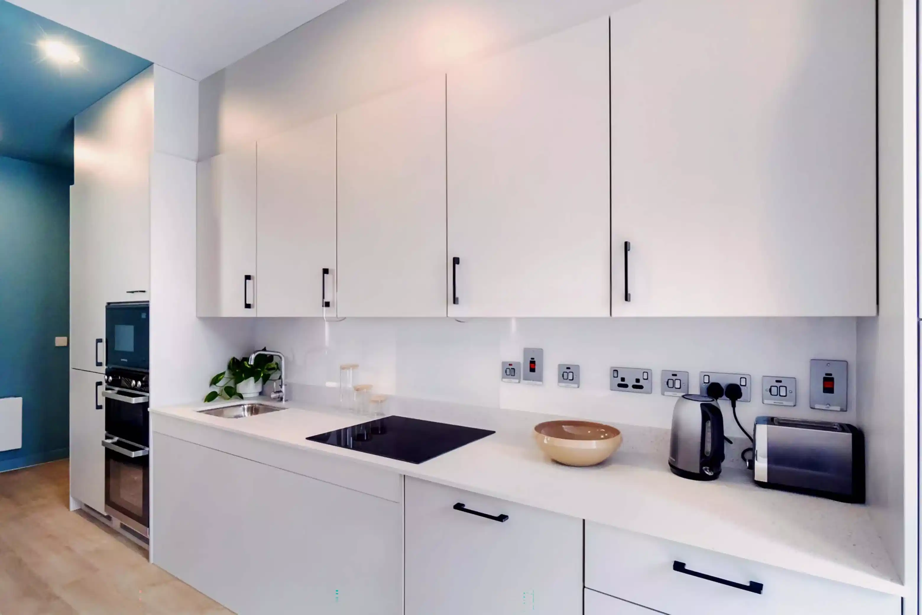 Silver En Suite - Kitchen