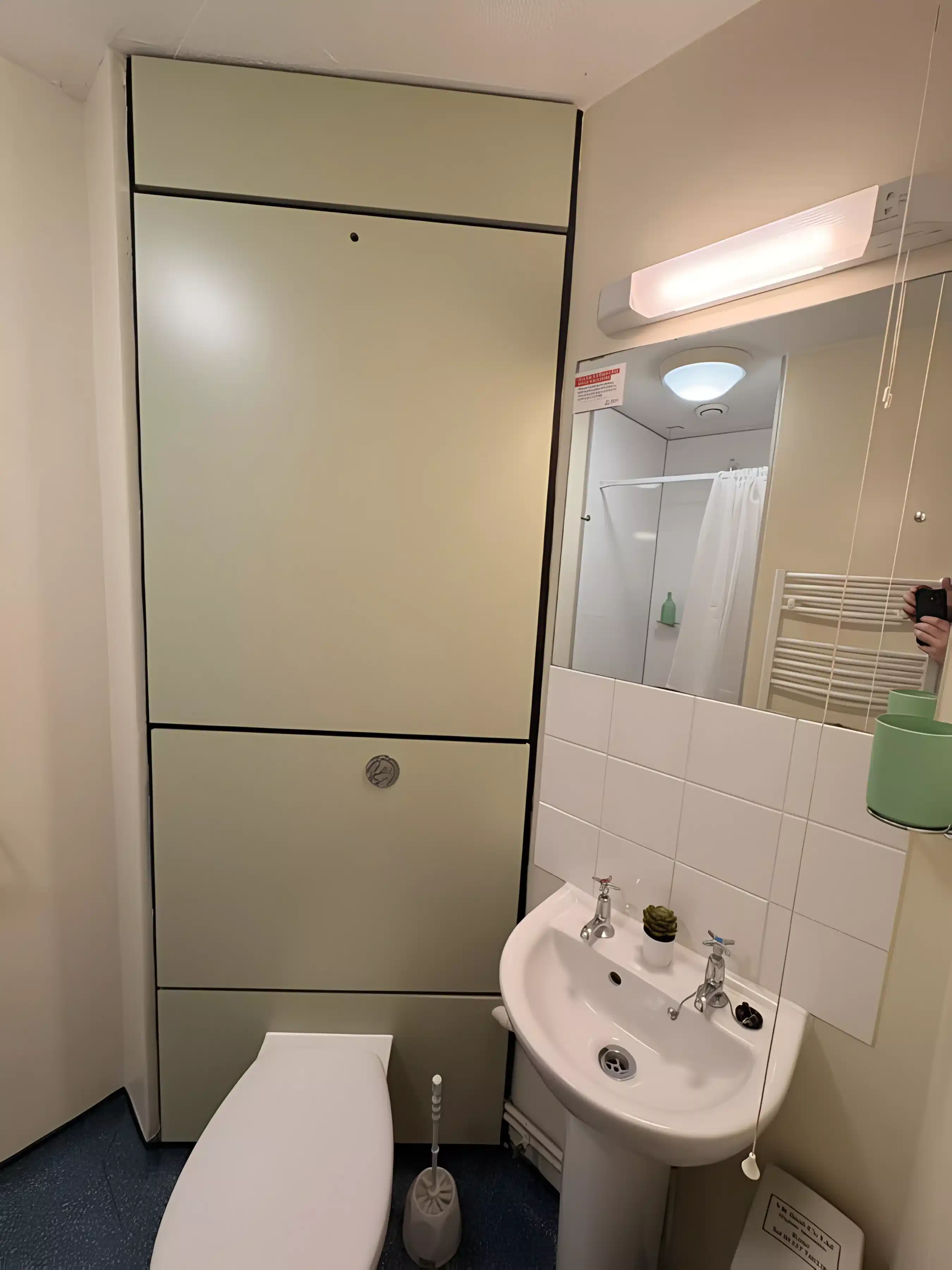Deluxe En-Suite - Bathroom
