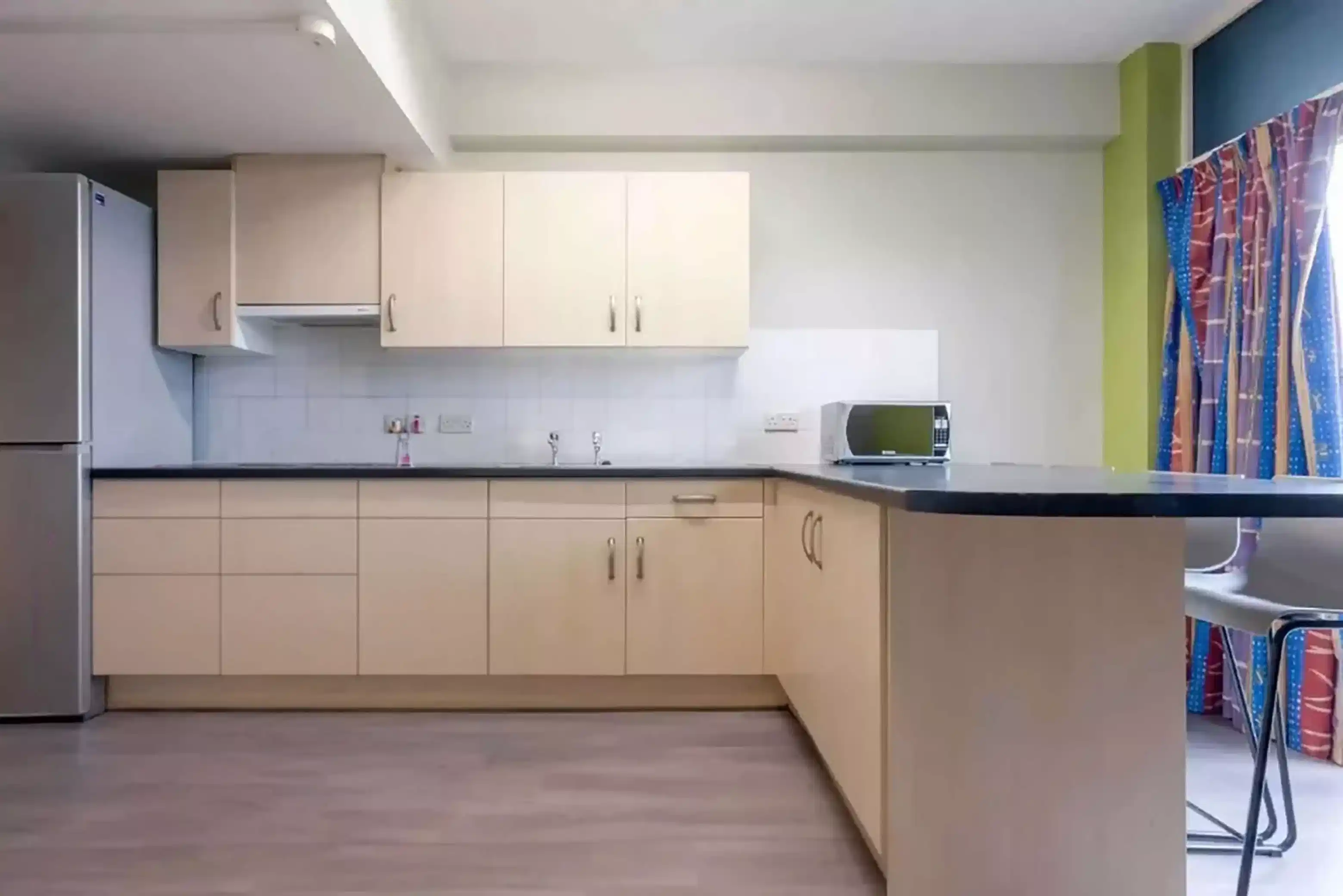 Ensuite – Silver - Kitchen