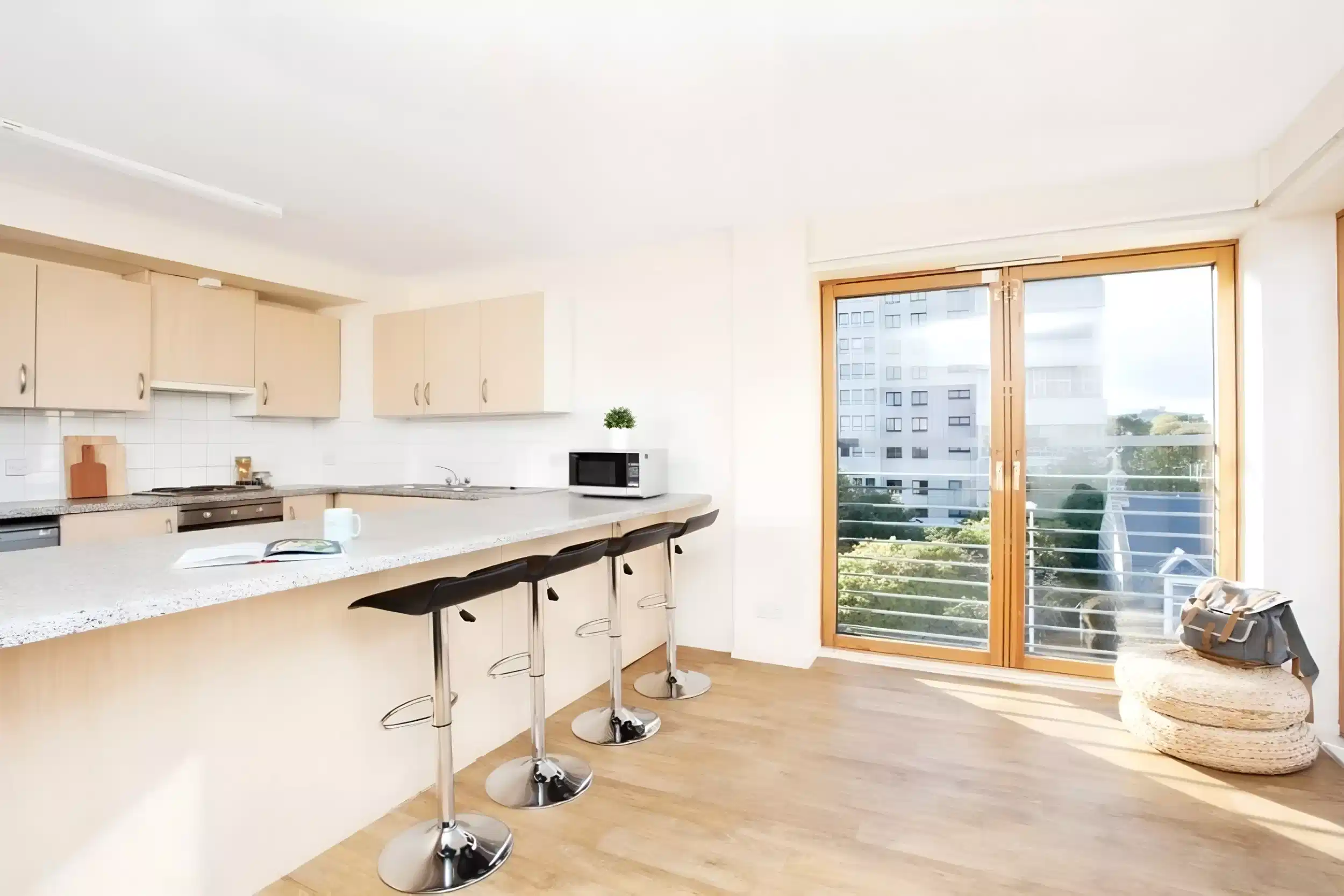 Ensuite – Silver - Kitchen
