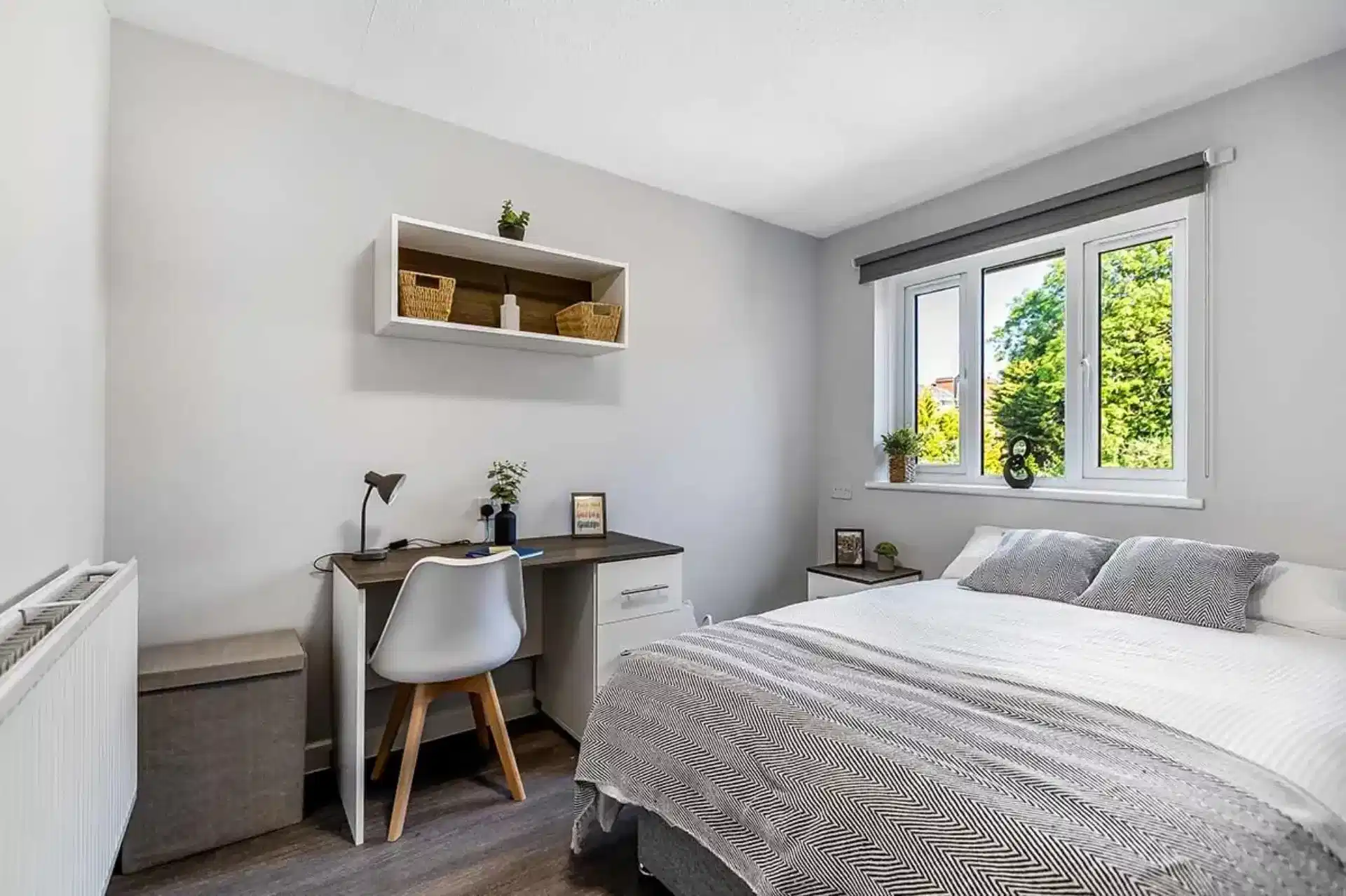 Premium Ensuite - Bedroom