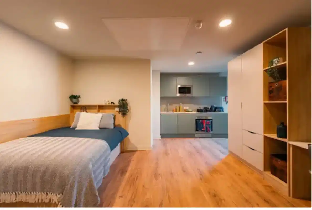 Gold Studio - Mid Floor - Bedroom