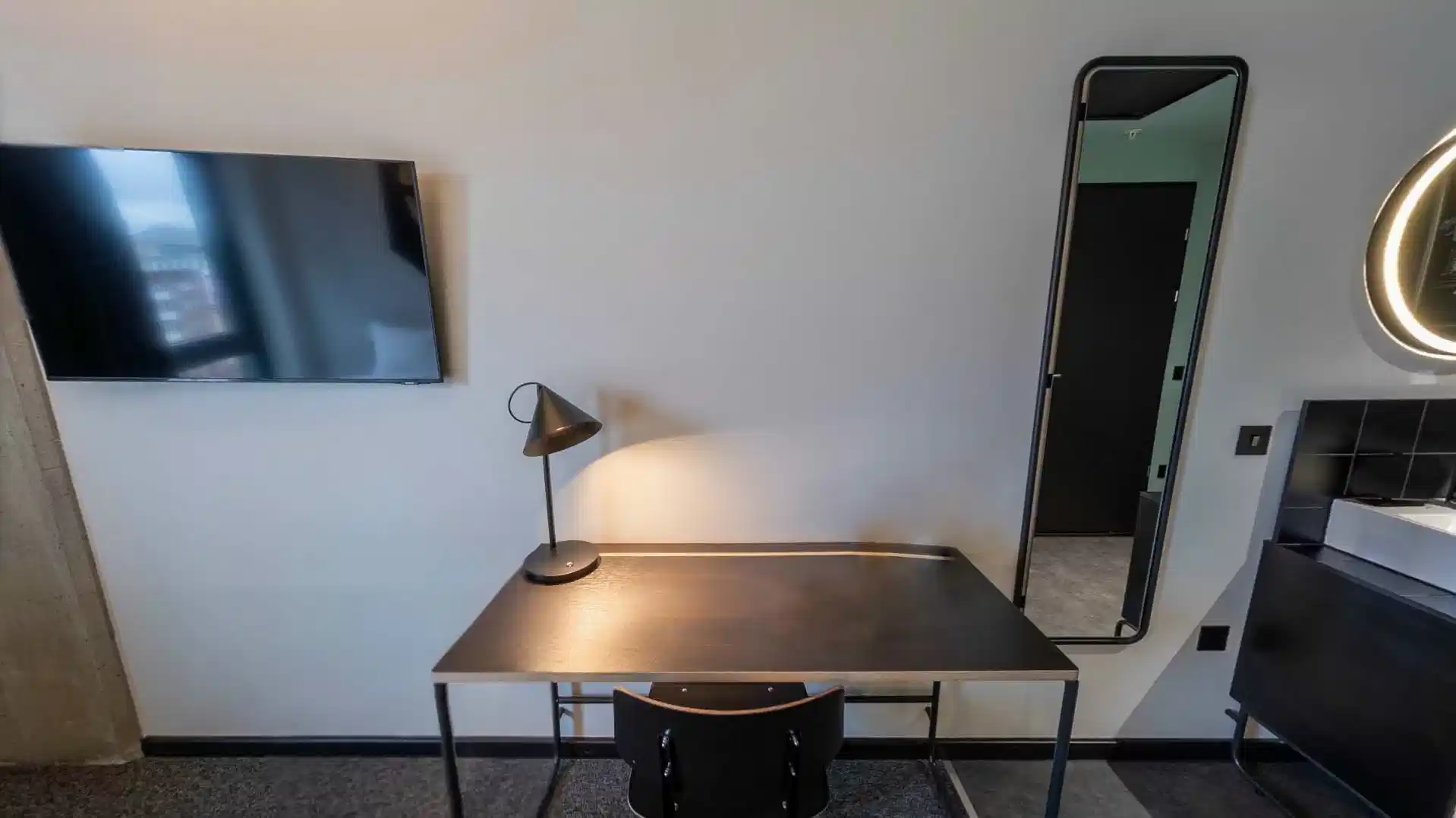 Standard Single - Amenities