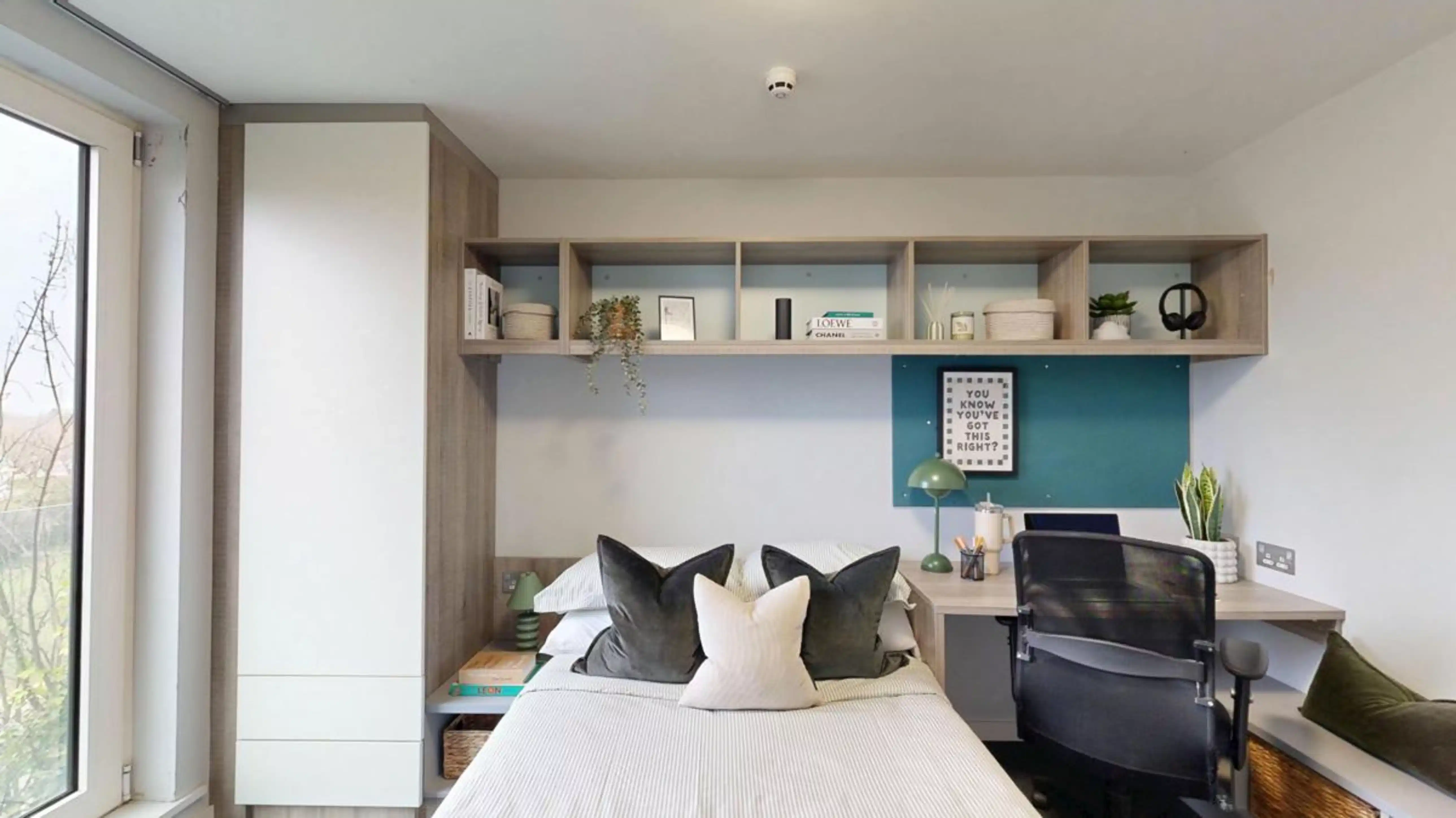 Canal View - Bedroom
