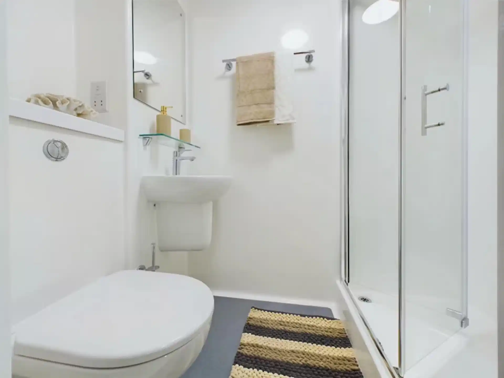 Classic Studio Plus - Bathroom
