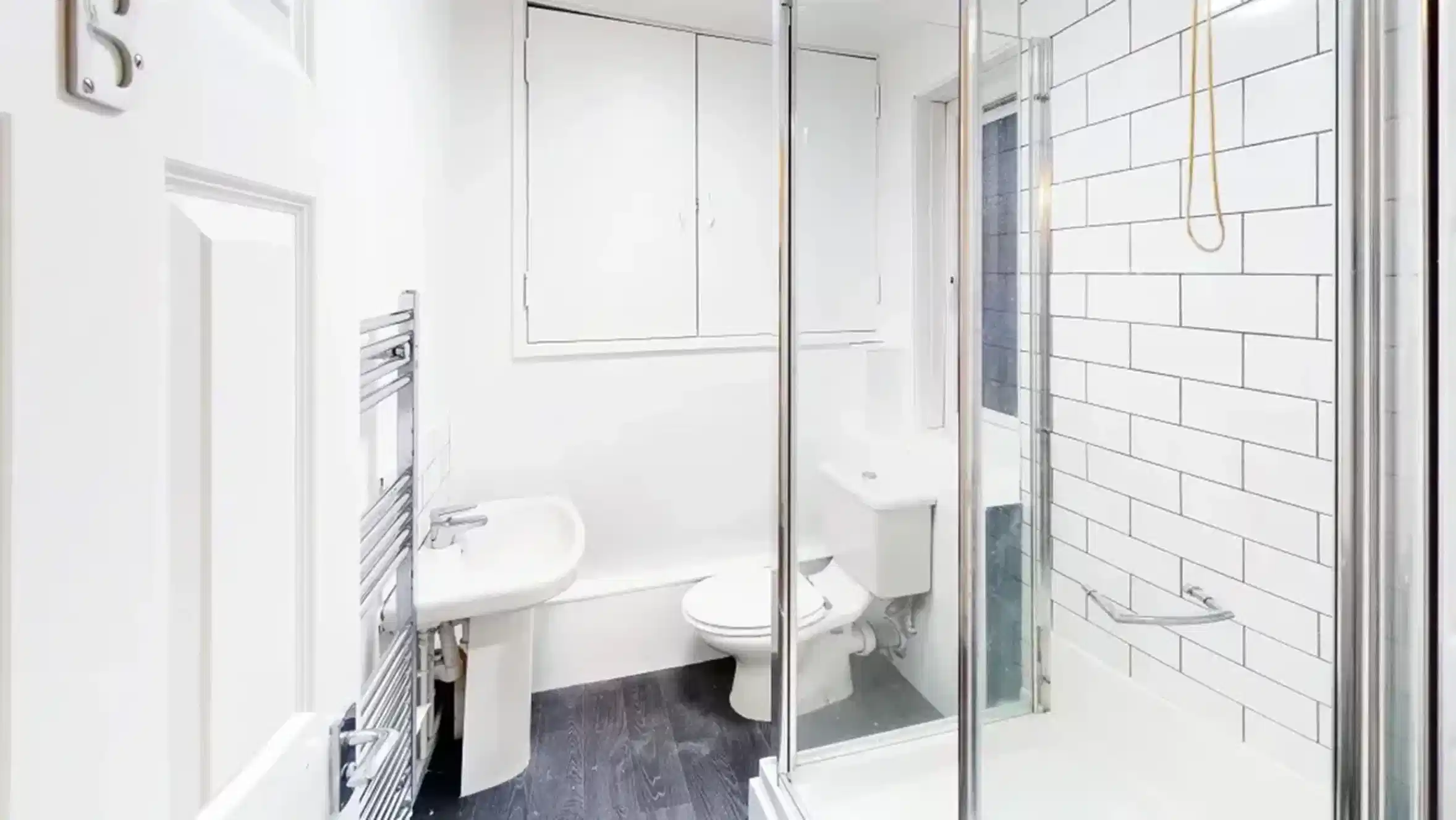 Lodge - Bathroom