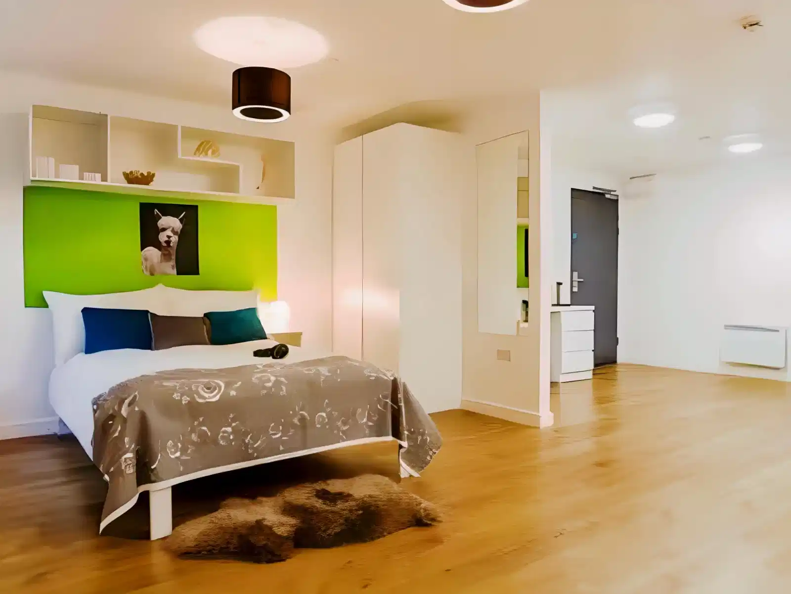 Superior Studio - Bedroom