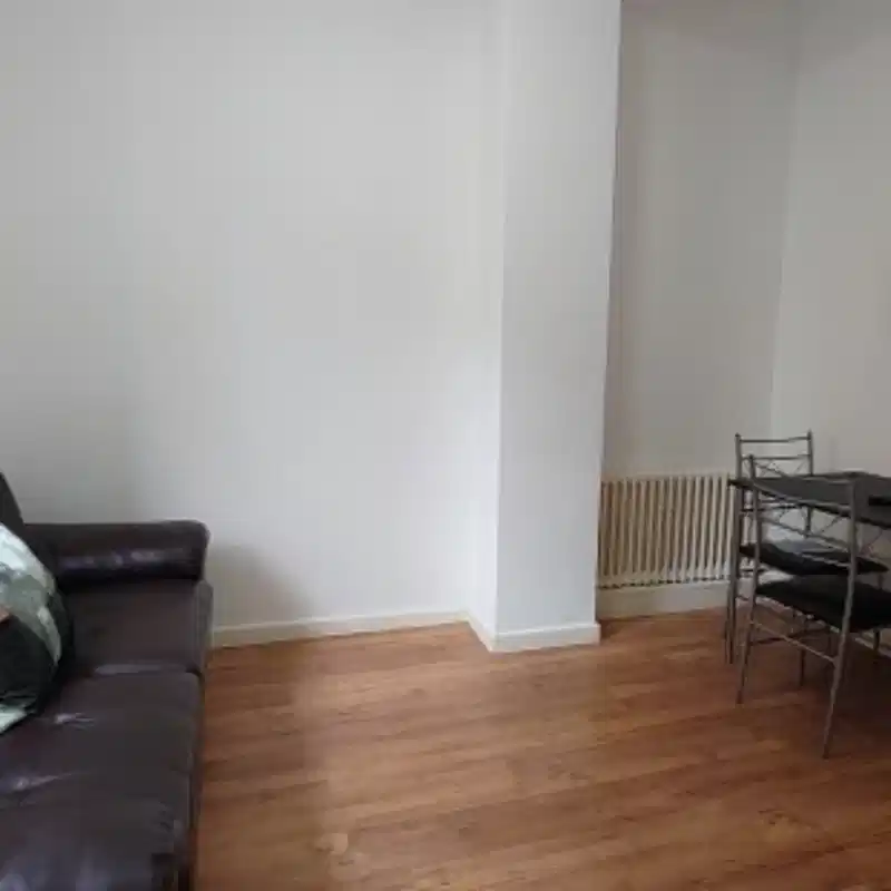 Standard Plus 3 And 4 Bedroom Apartment - Amenities