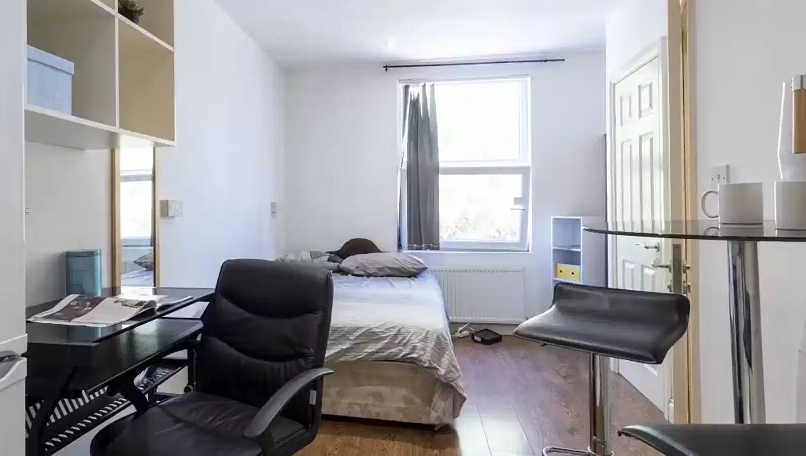 Standard Studio - Bedroom