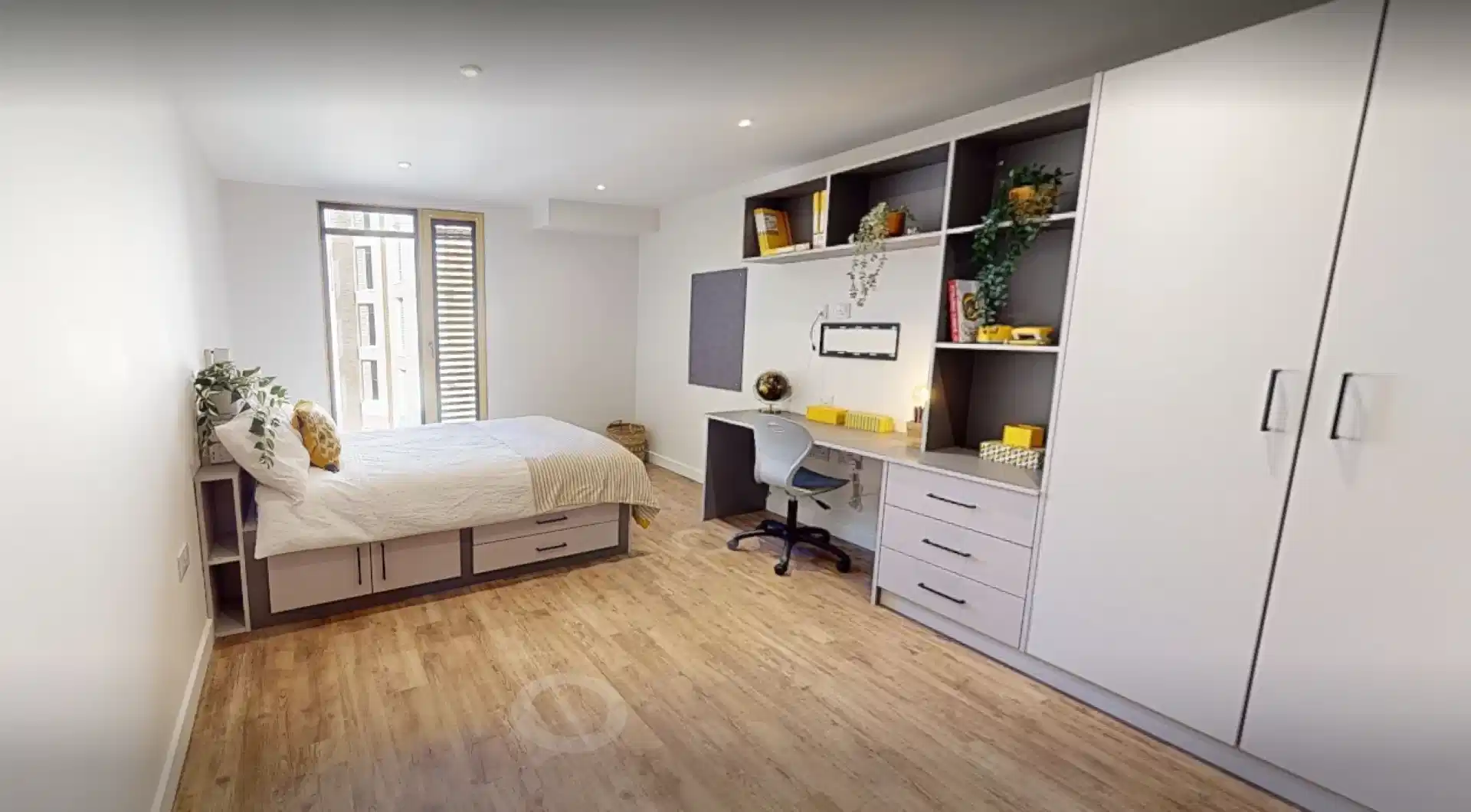 Bedroom