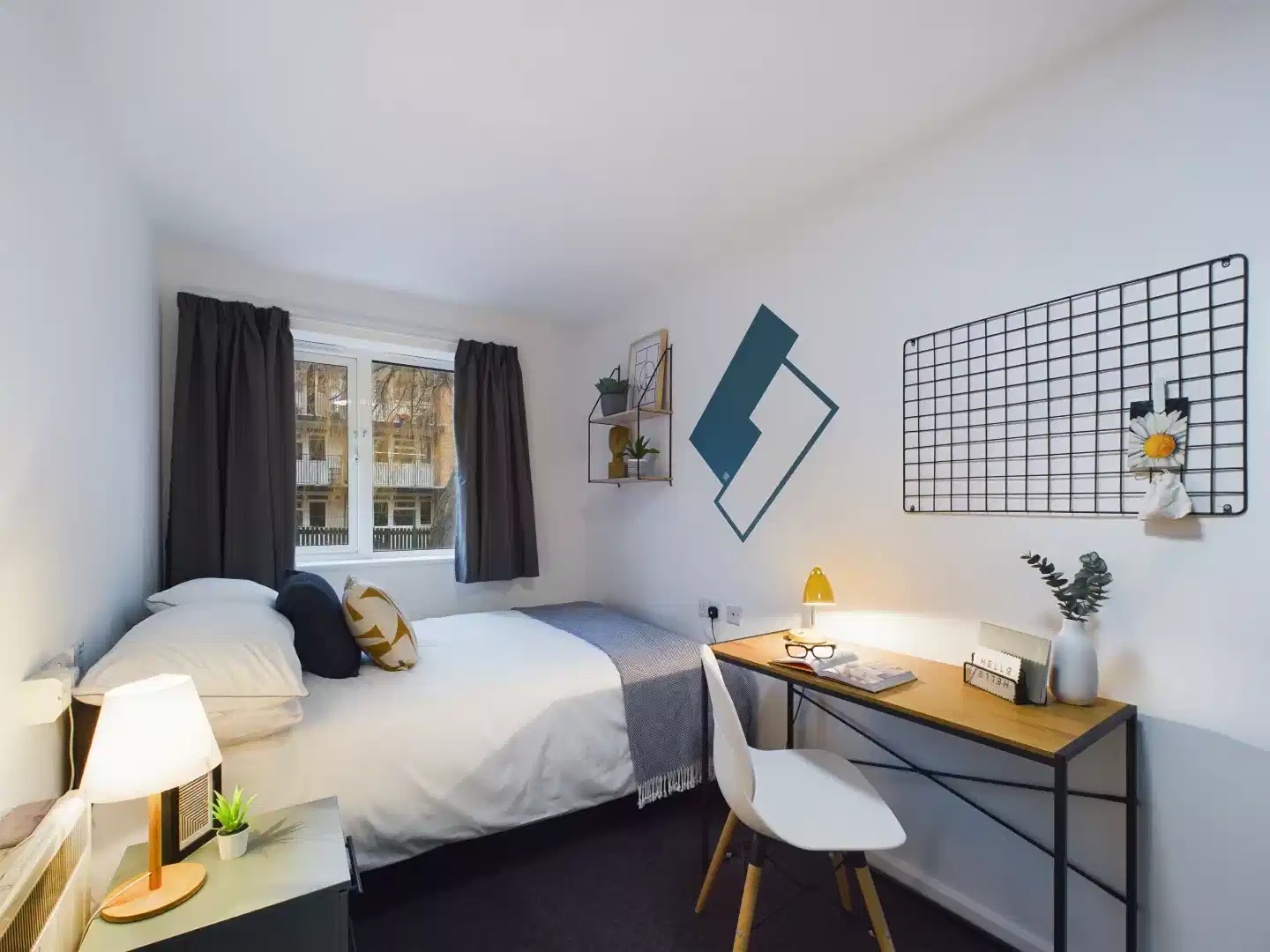 4 Bedroom House - Bedroom