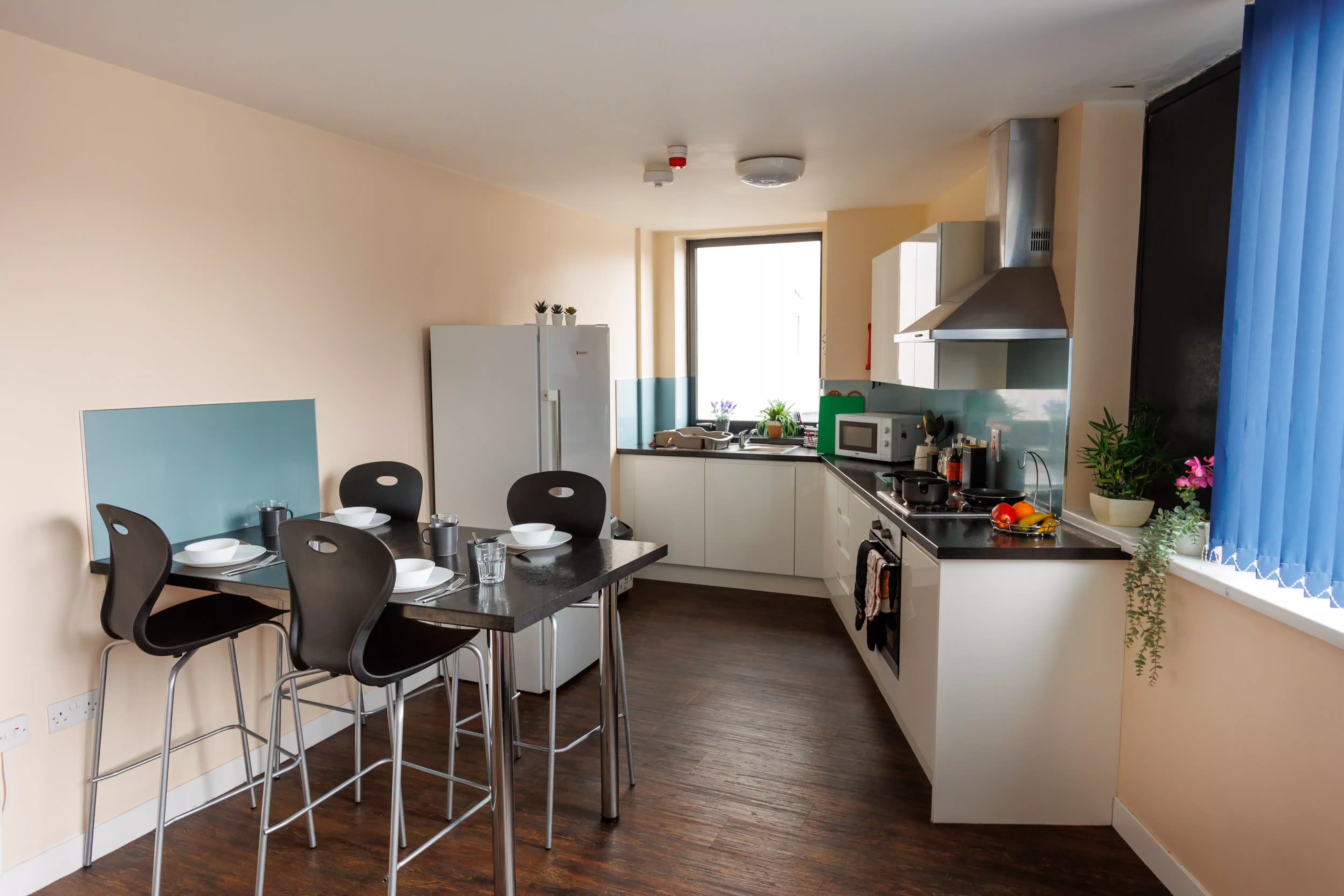 Bronze Standard En-Suite - Kitchen