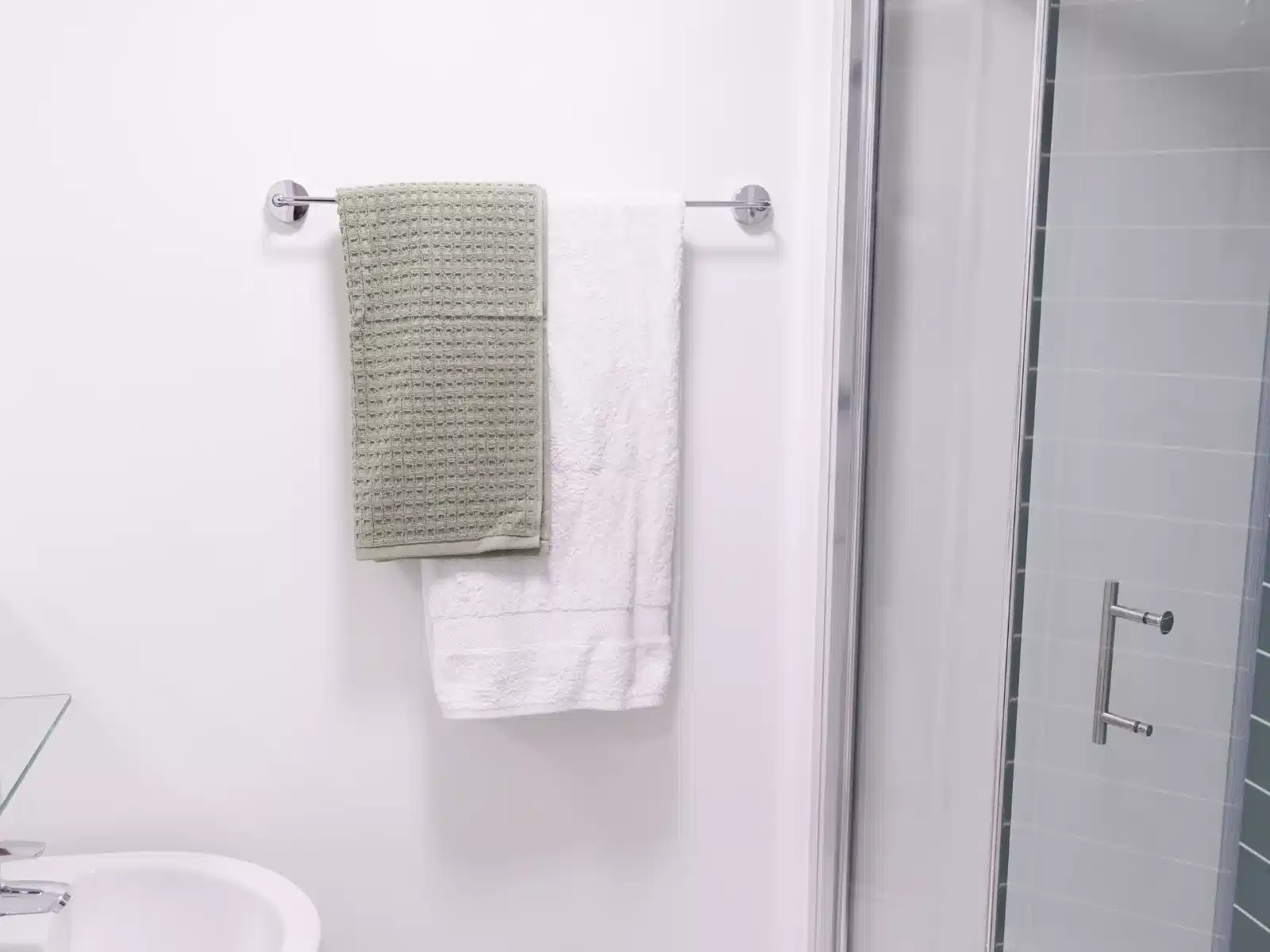 Deluxe En Suite - Bathroom