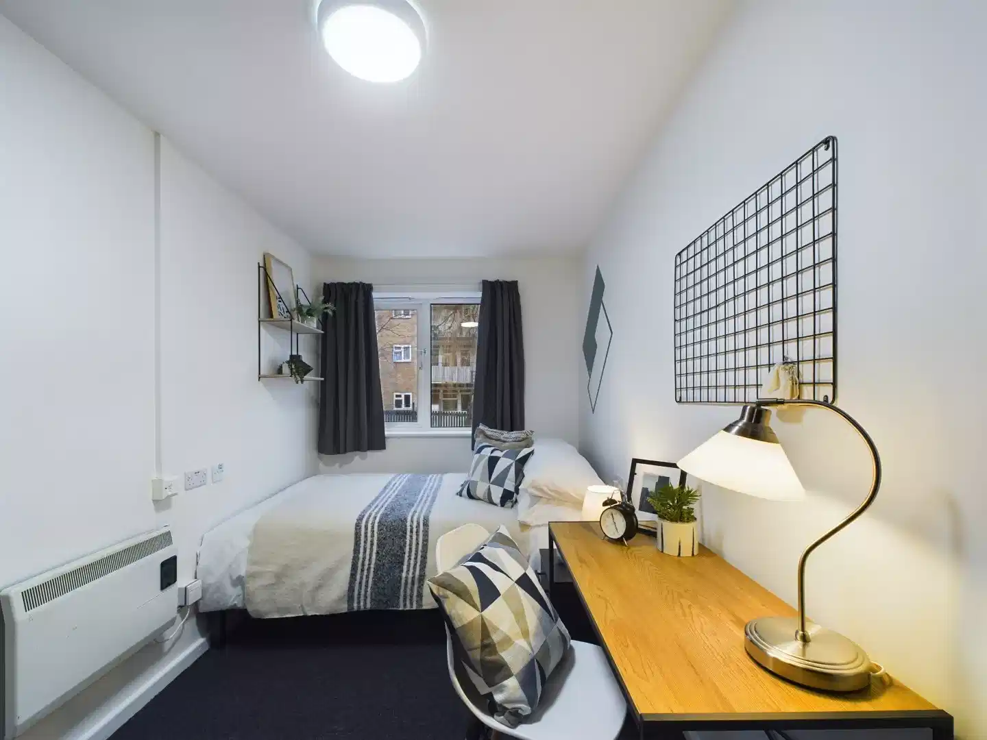 4 Bedroom House - Bedroom