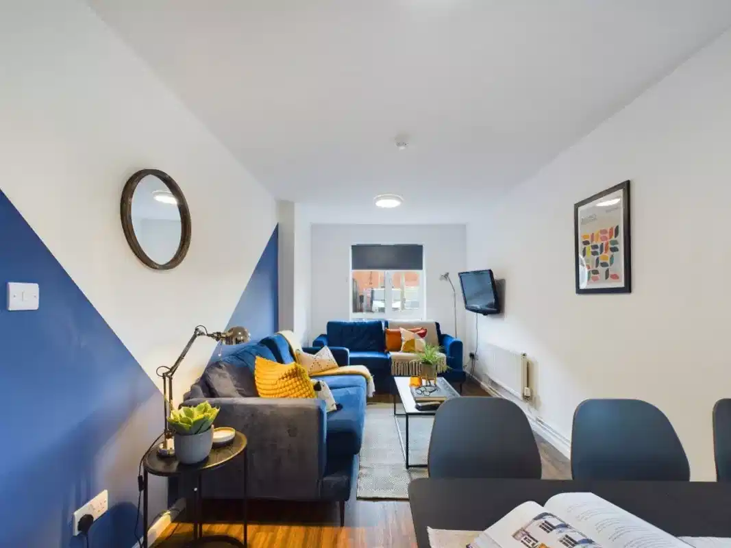 6 Bedroom House - Amenities