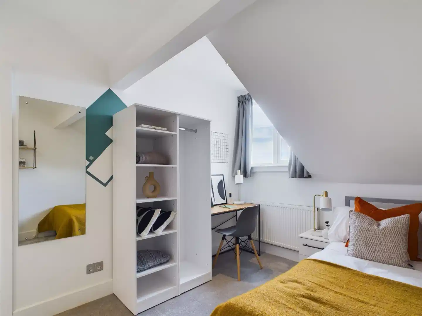 7 Bedroom House - Bedroom