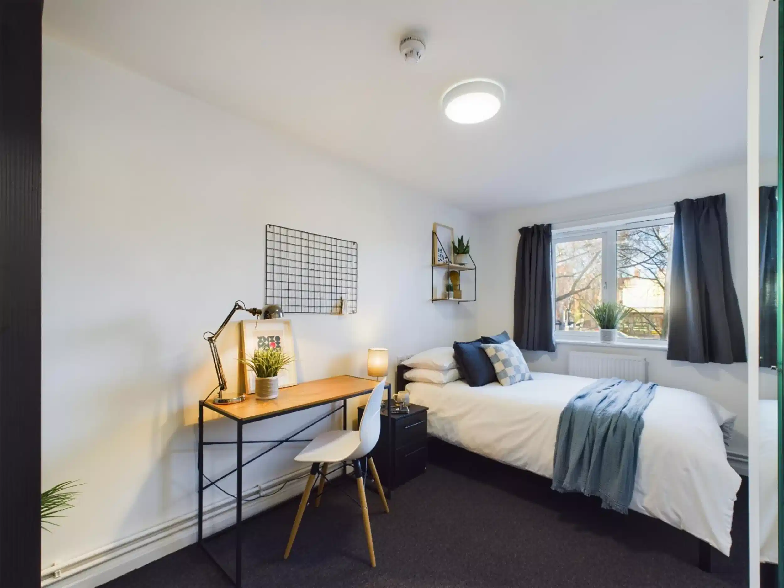 4 Bedroom House - Bedroom