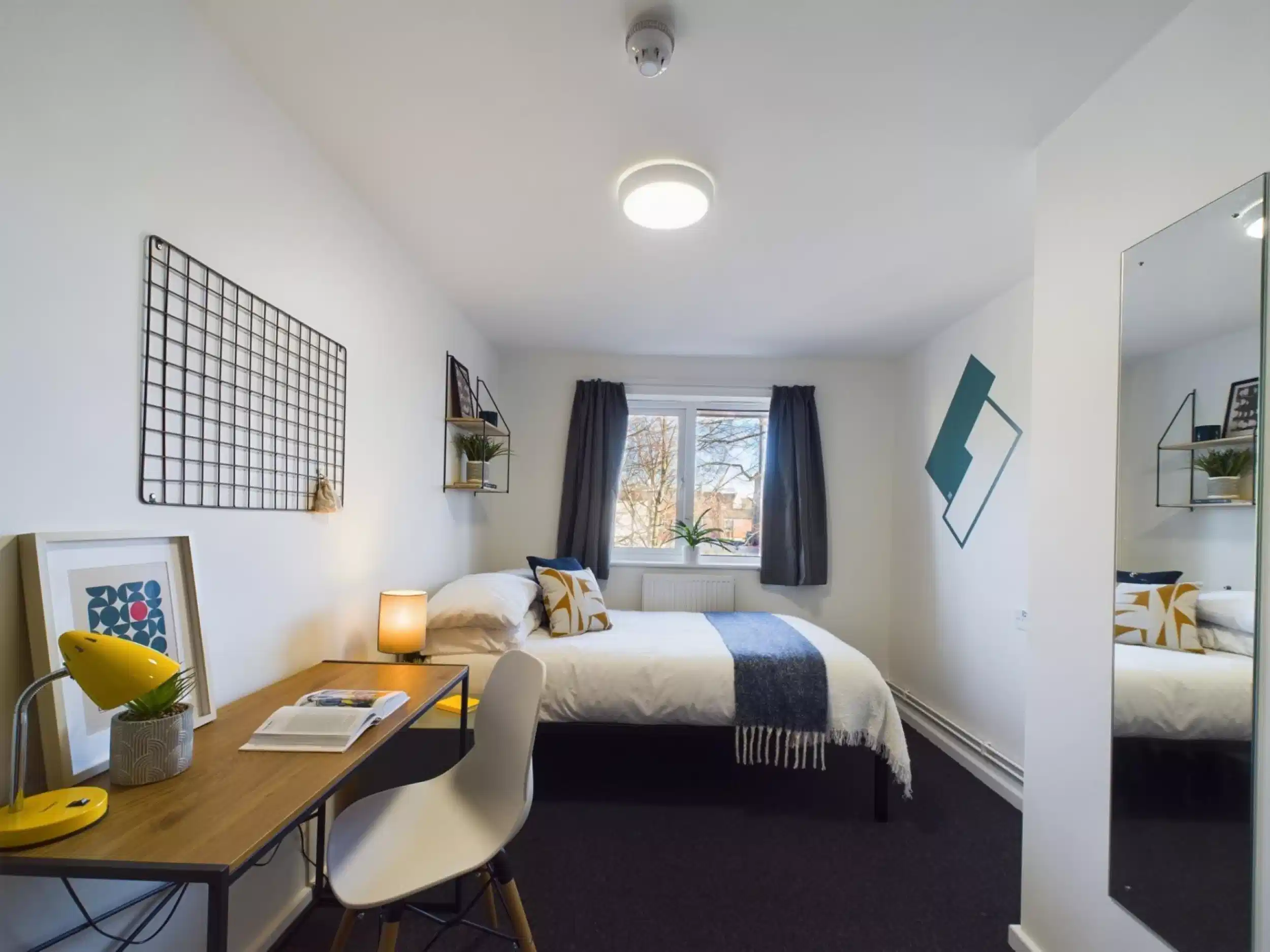 4 Bedroom House - Bedroom
