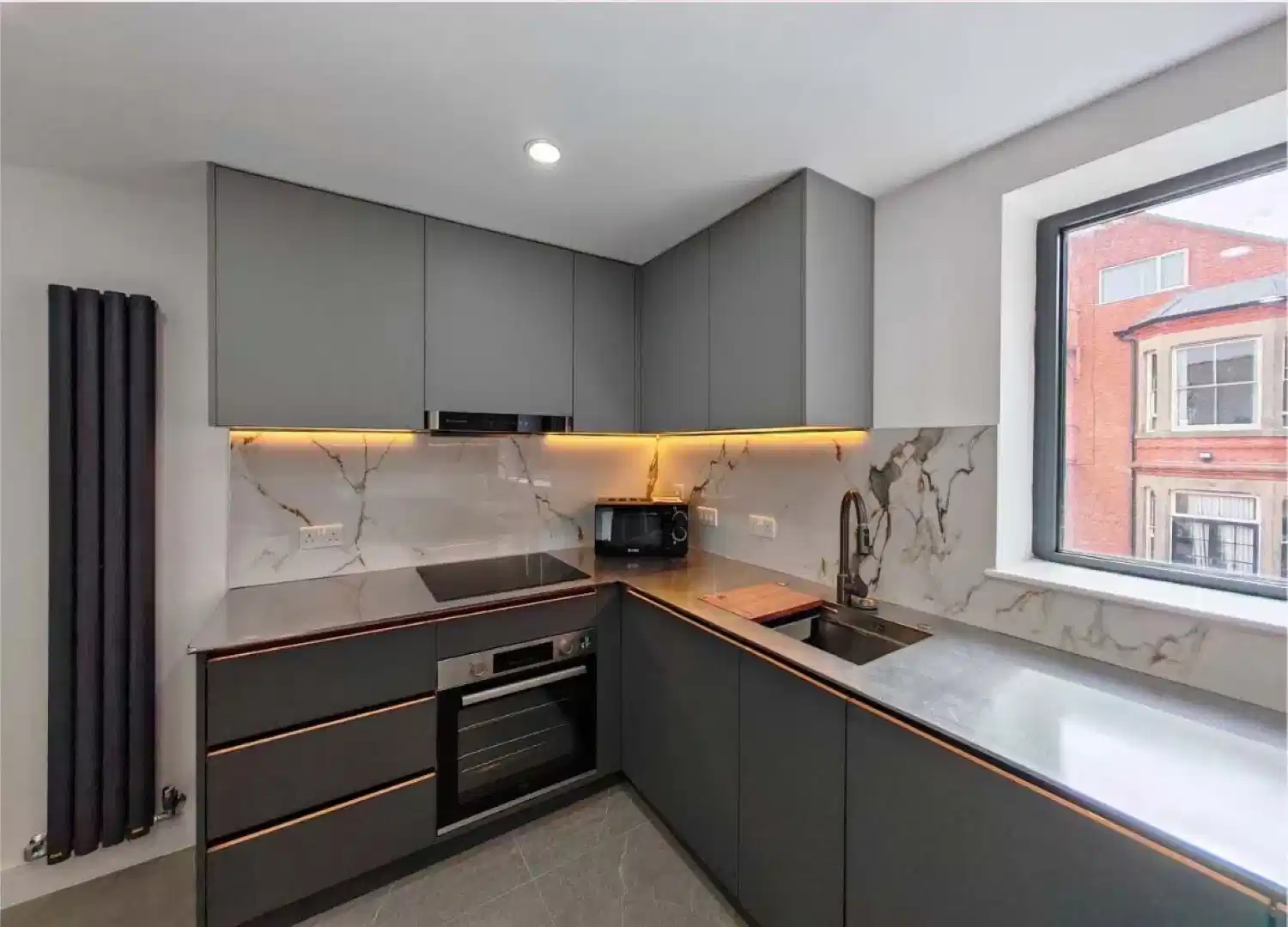 Deluxe Style Ensuite Room  - Kitchen