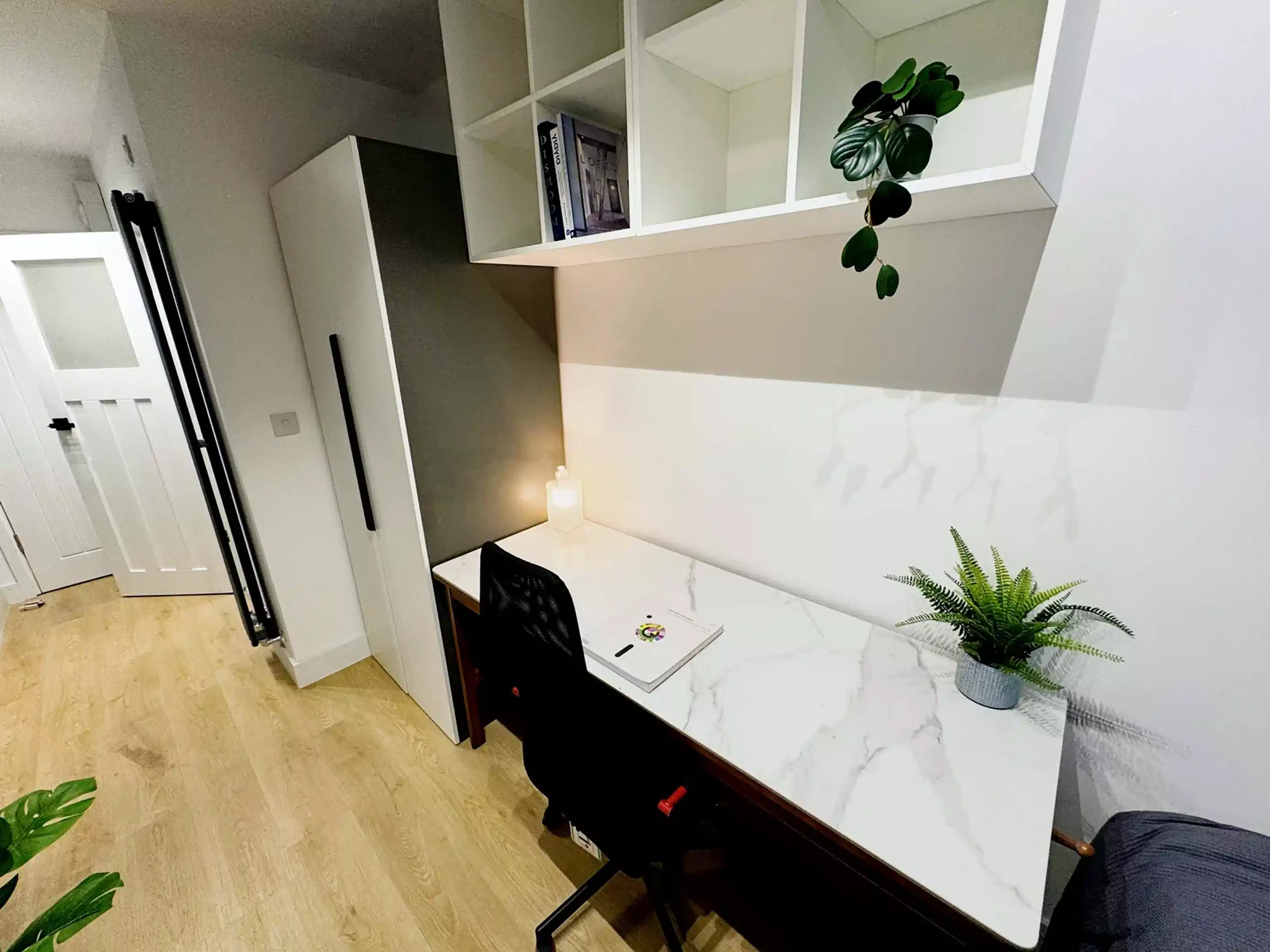 Studio - Bedroom