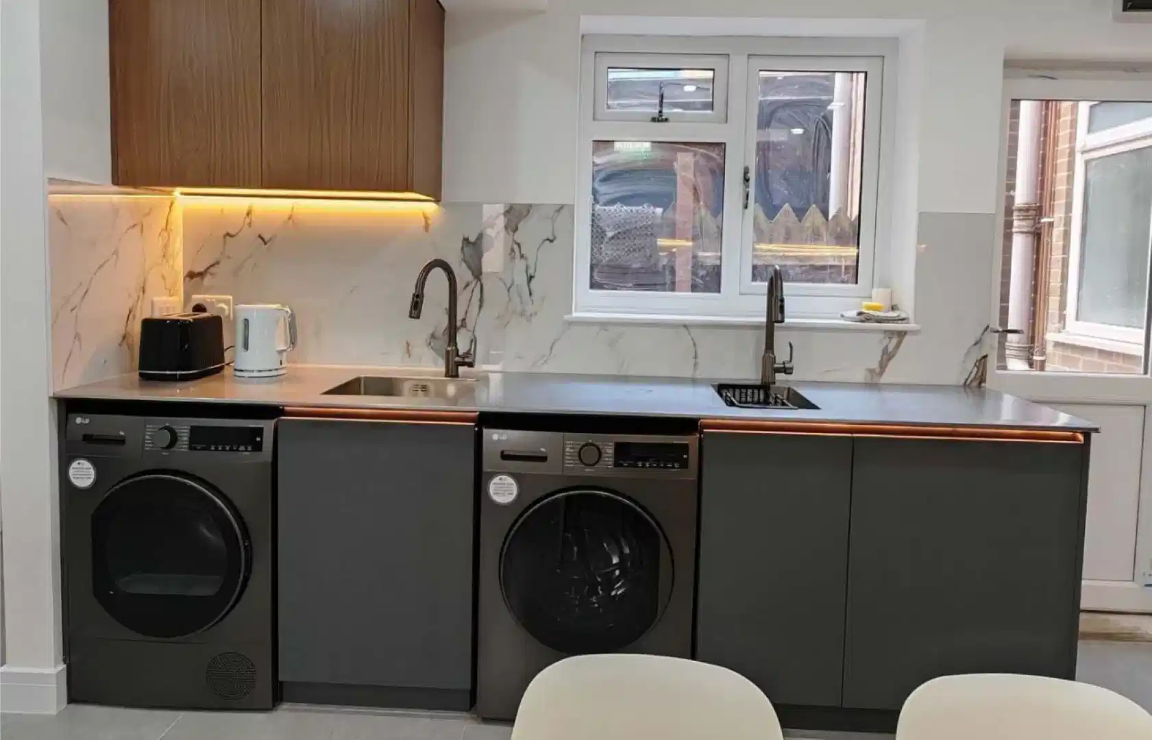Standard Ensuite Room  - Kitchen
