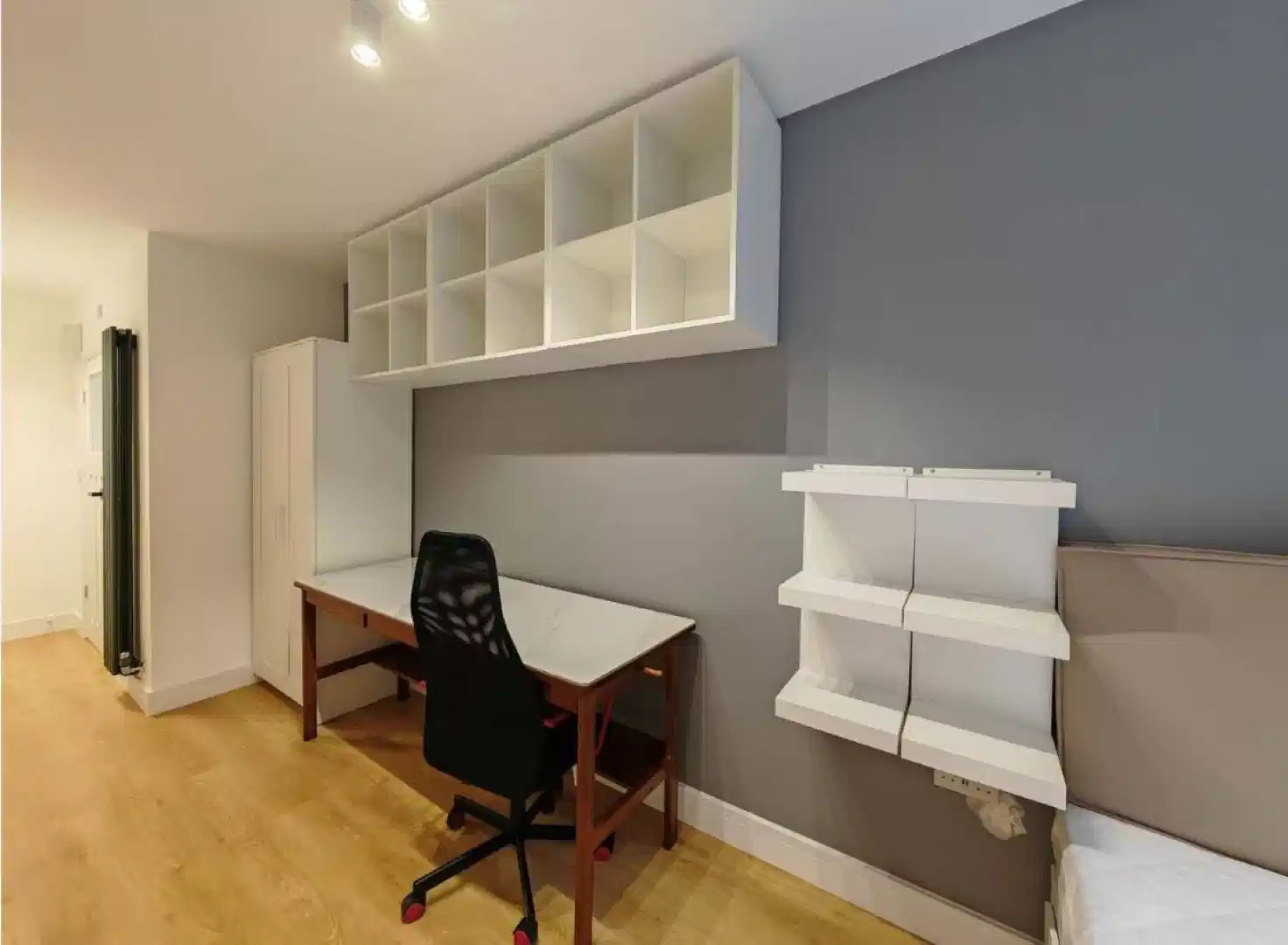 Standard Ensuite Room  - Bedroom