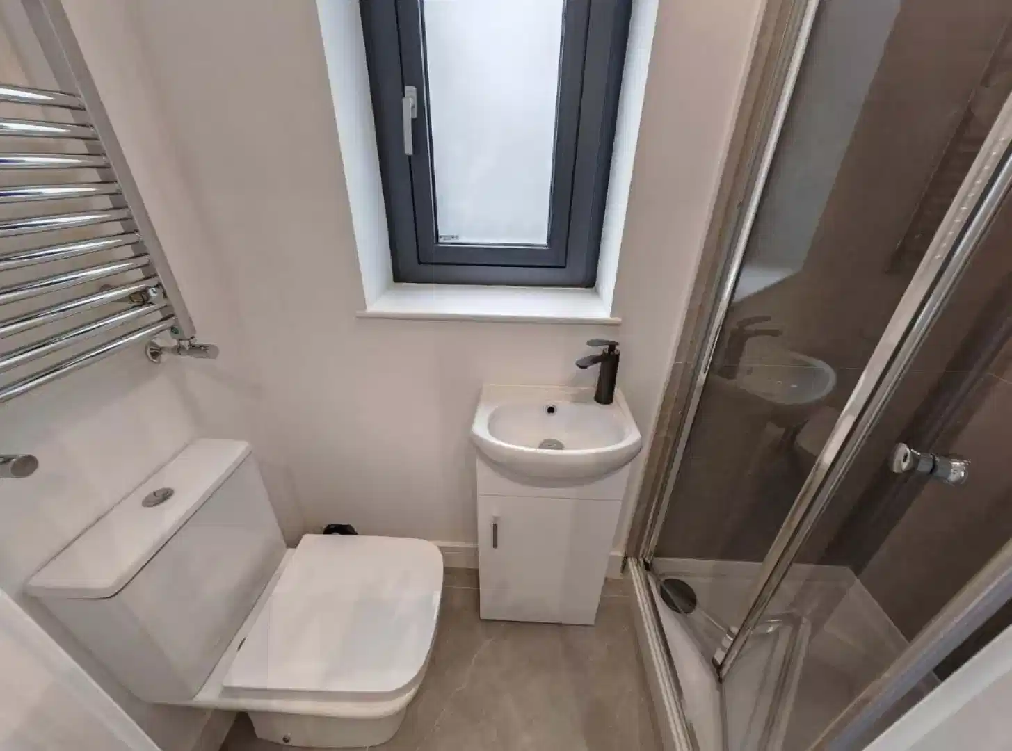 Standard Ensuite Room  - Bathroom
