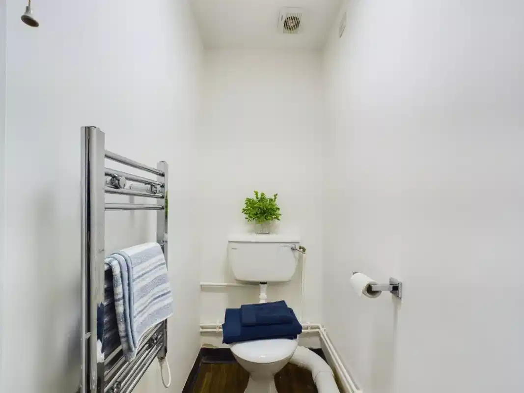 3 Bedroom House - Bathroom