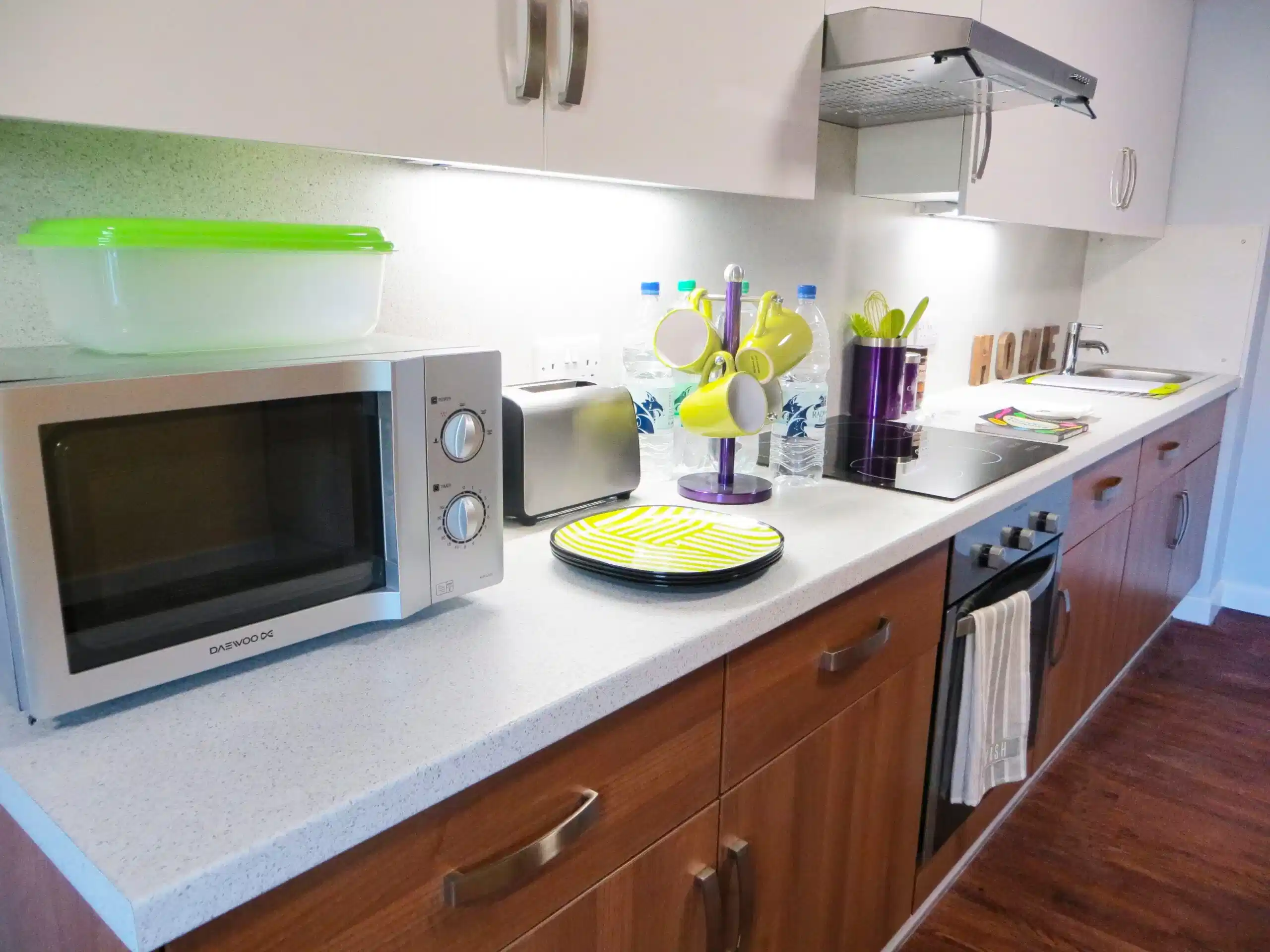 Deluxe Ensuite - Kitchen
