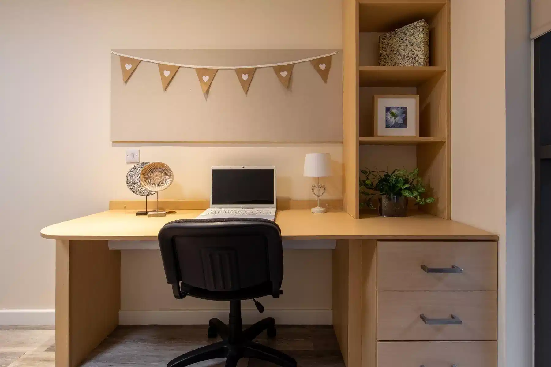 Medium Studio - Amenities
