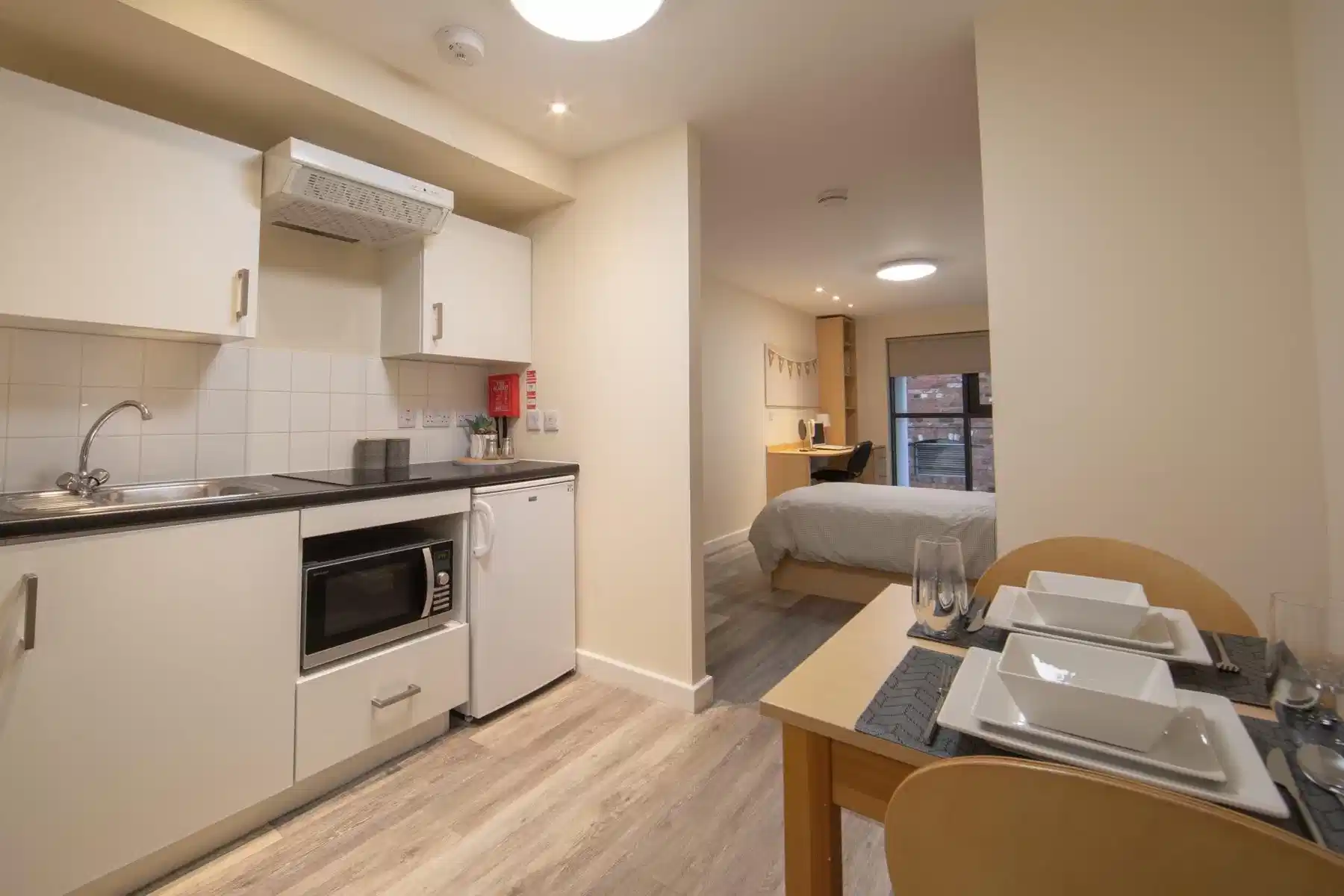 Medium Studio - Kitchen