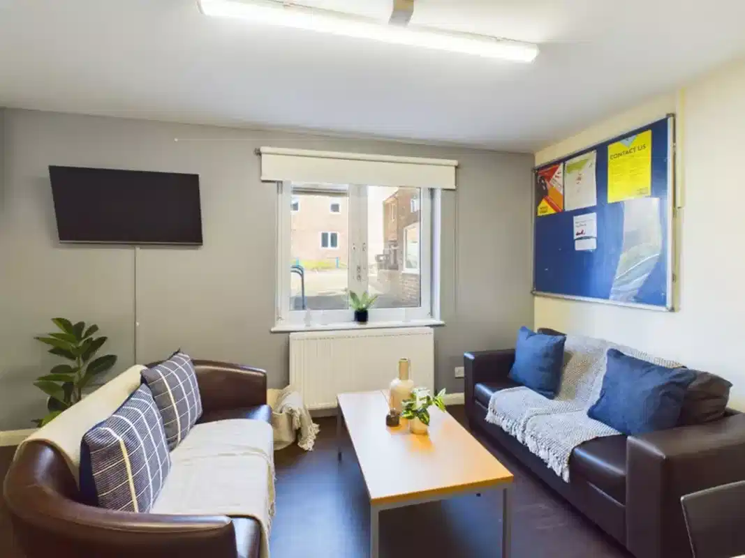 Classic Room - Common Area