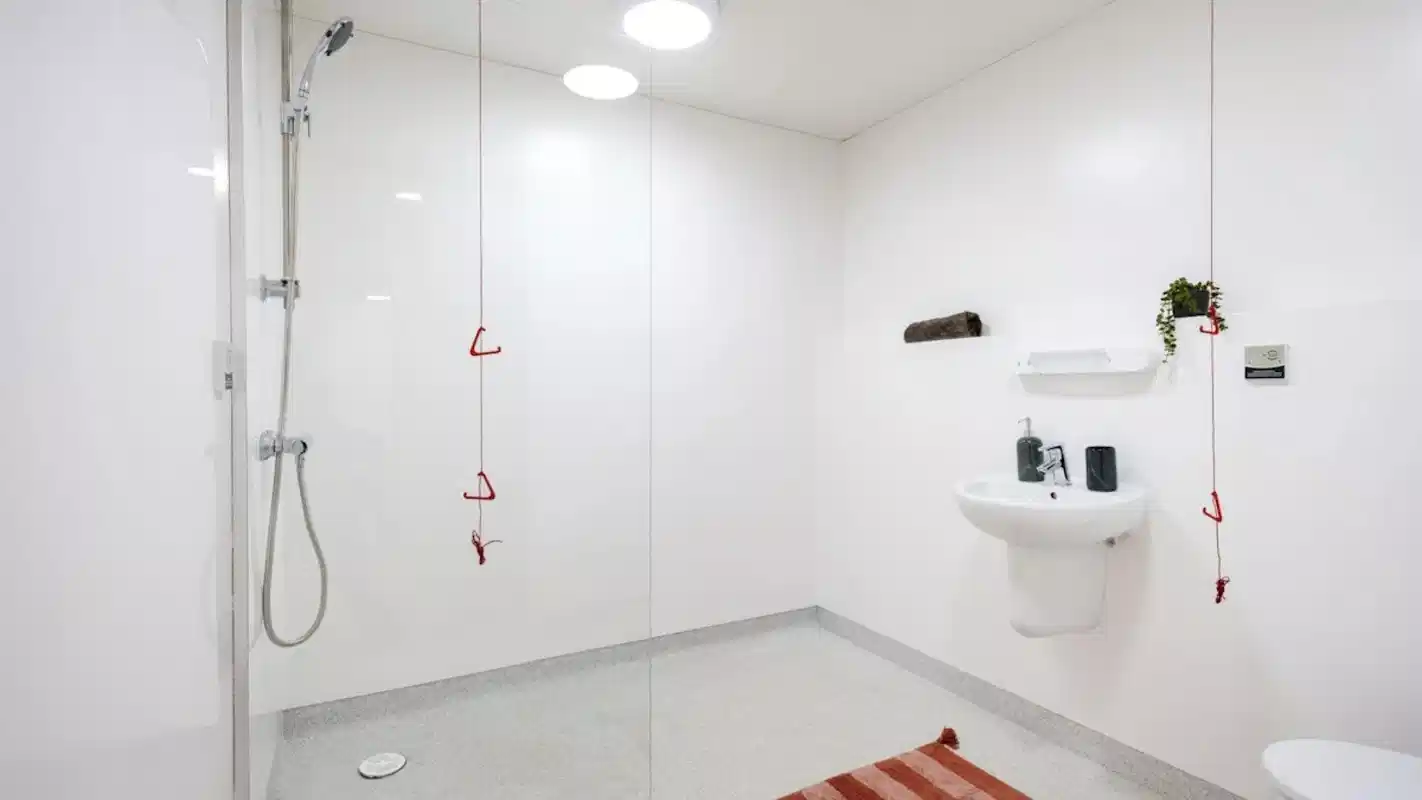 Accessible Studio - Bathroom