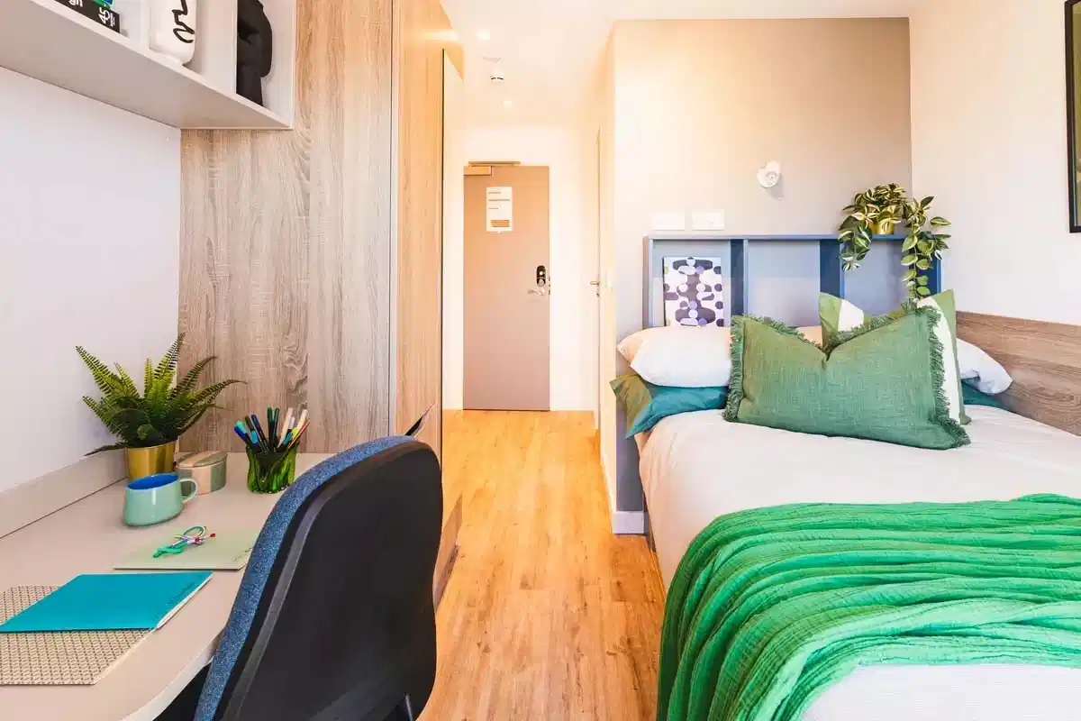 8 Room Unit - Standard Room - Bedroom