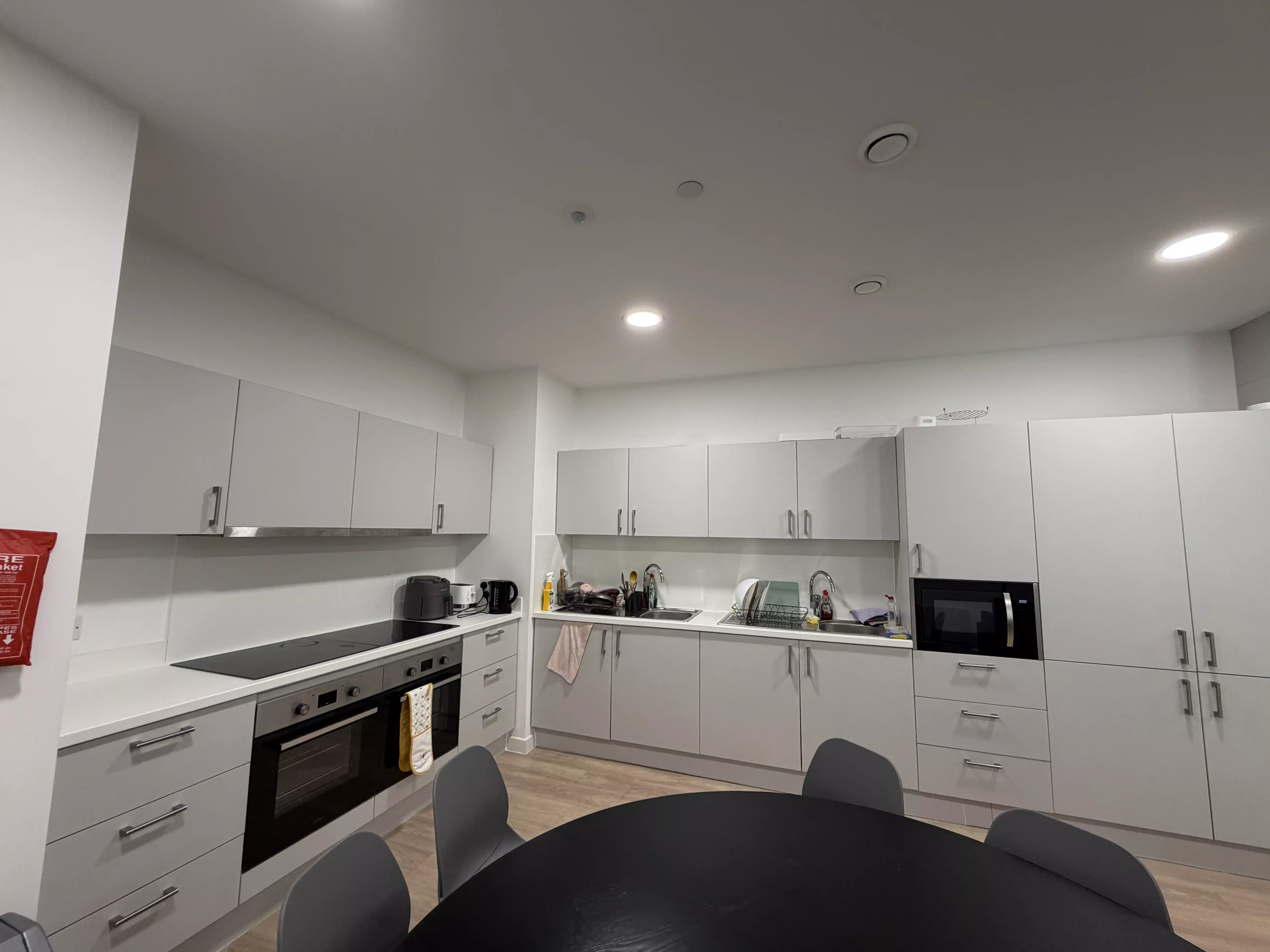 Classic En-suite - Kitchen