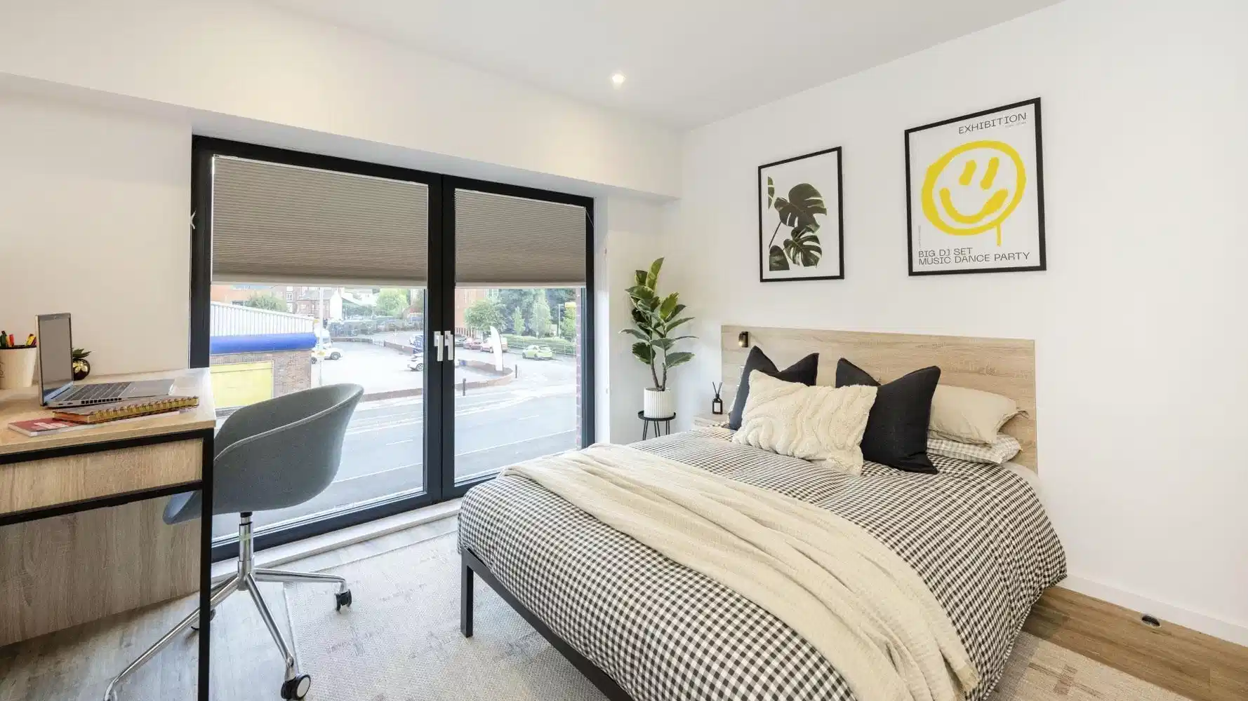 Classic Studio Floors 1-5 - Bedroom