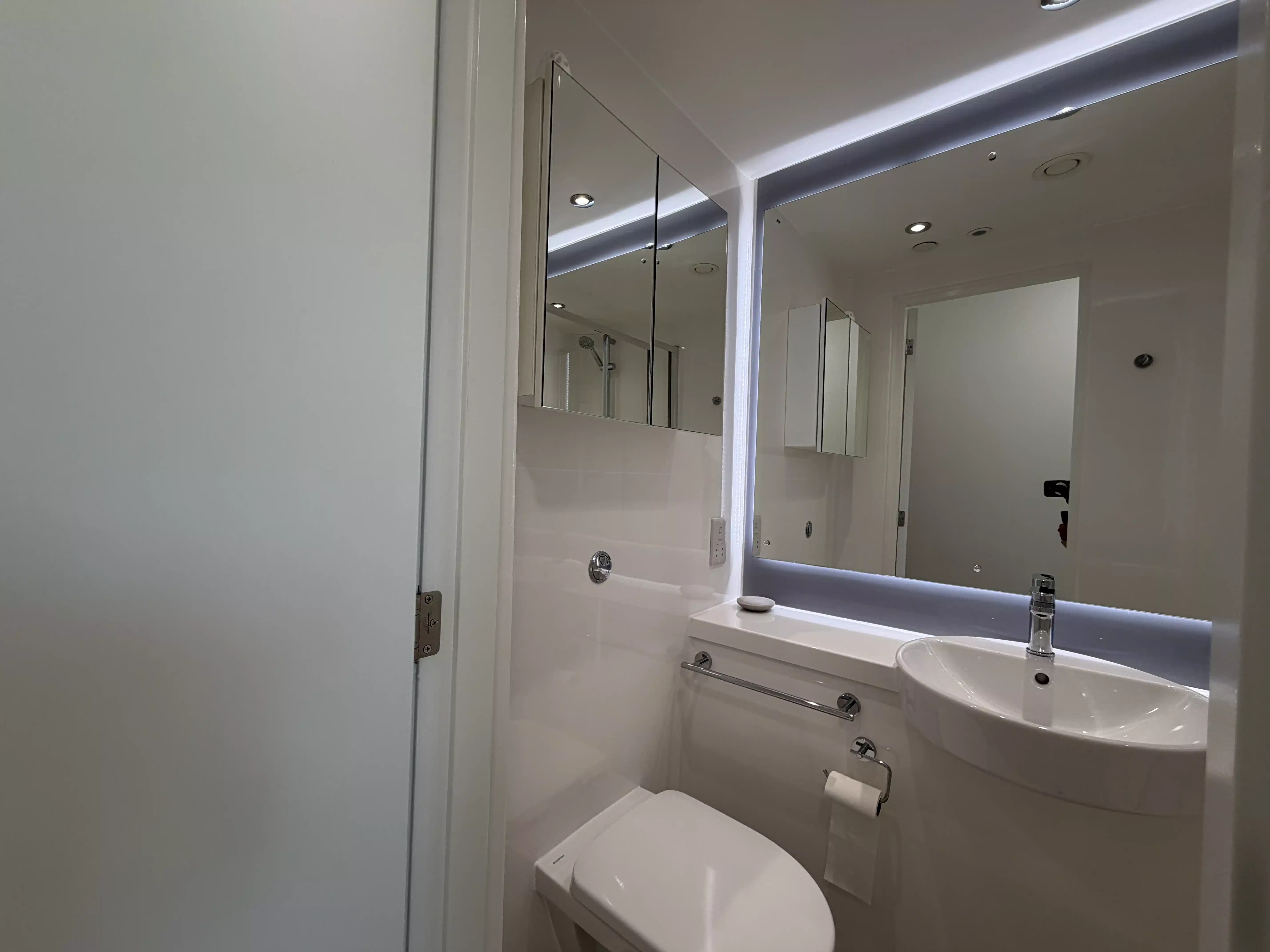 Classic En-suite - Bathroom