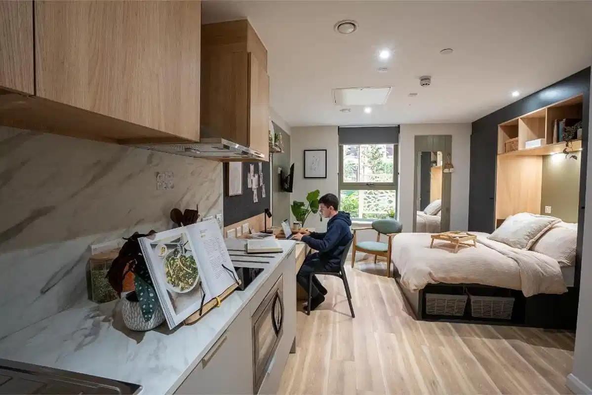 Classic Studio - Bedroom