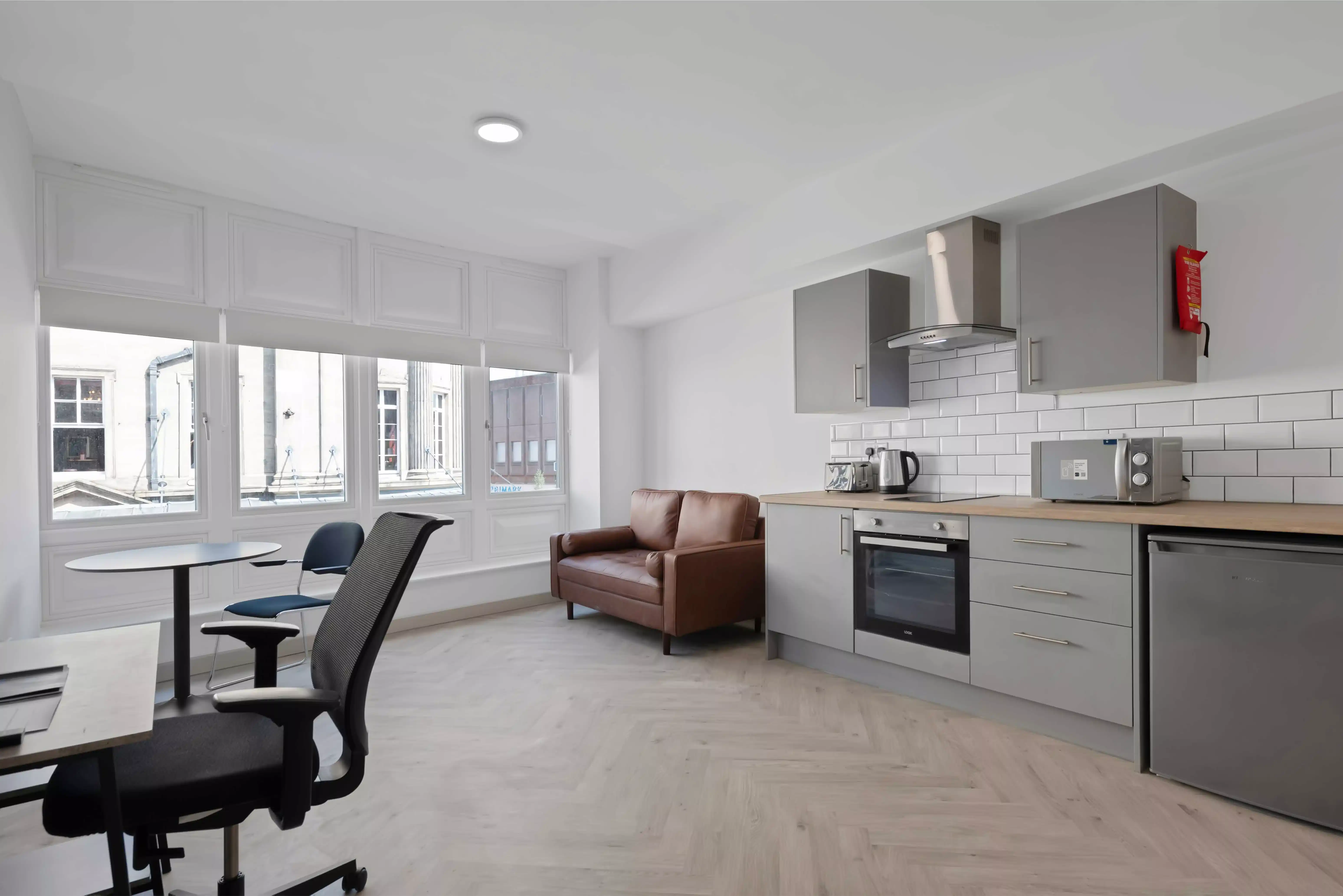 Studio Deluxe - Kitchen