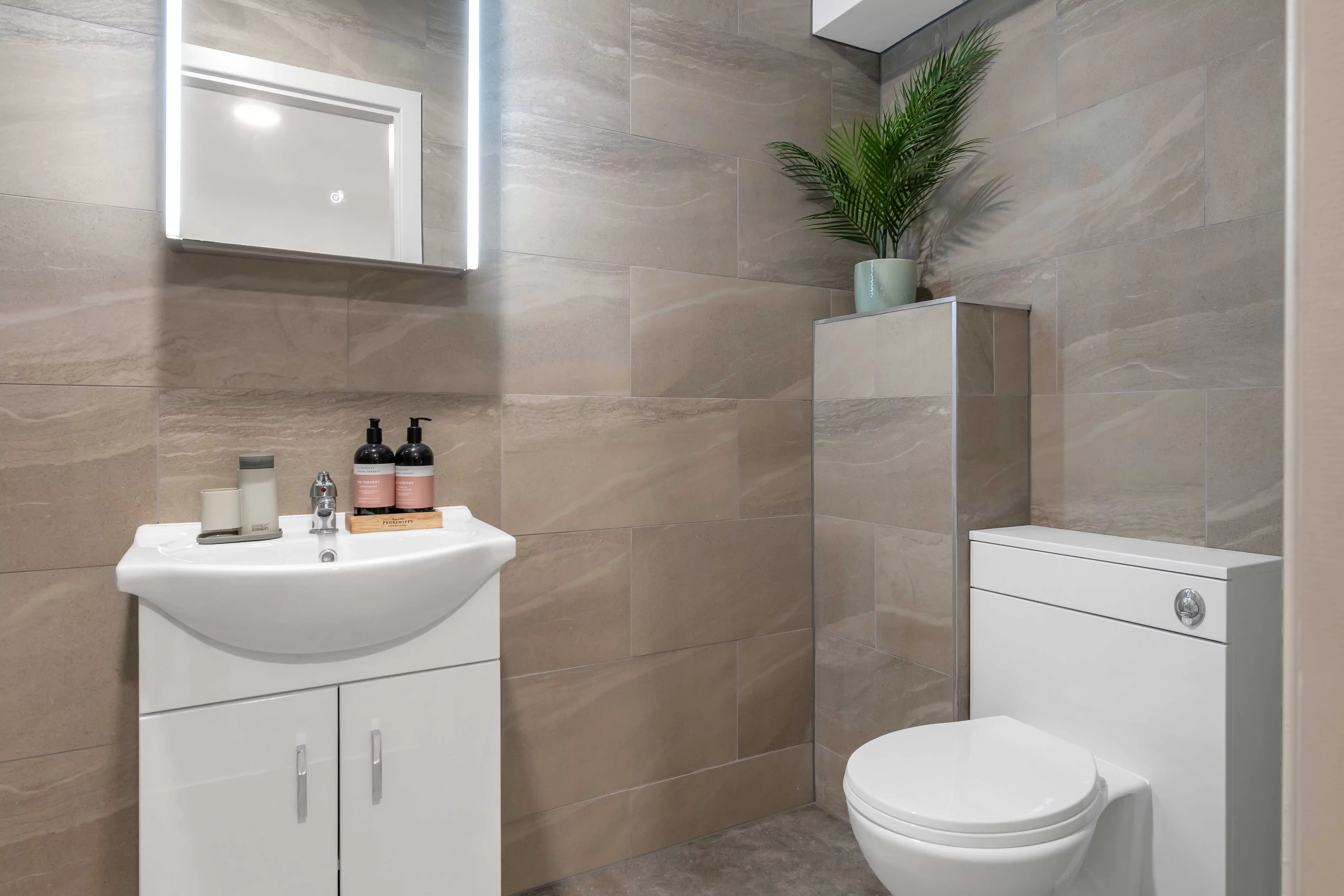 Studio Deluxe - Bathroom